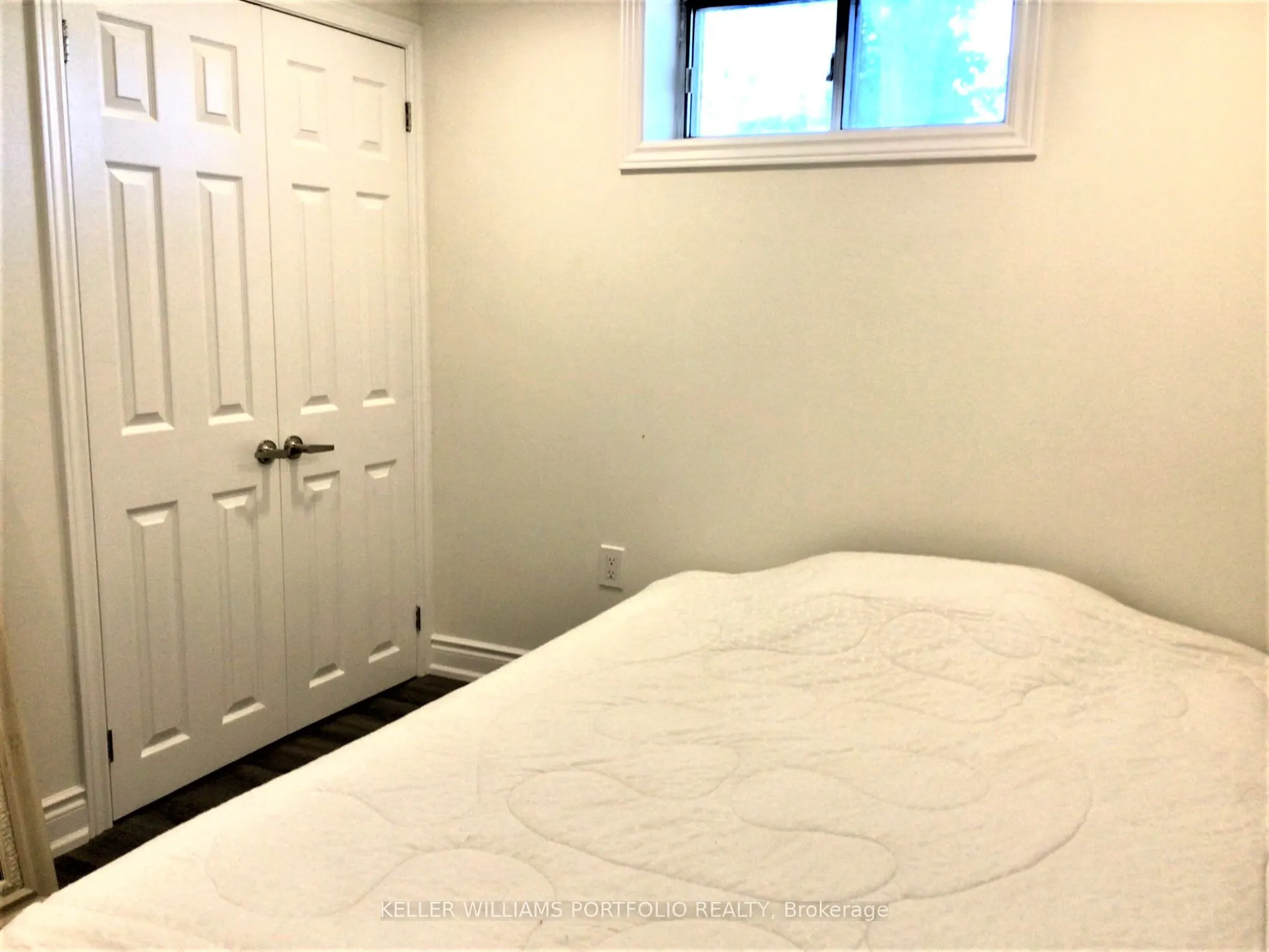 1 Wincrest Drive
