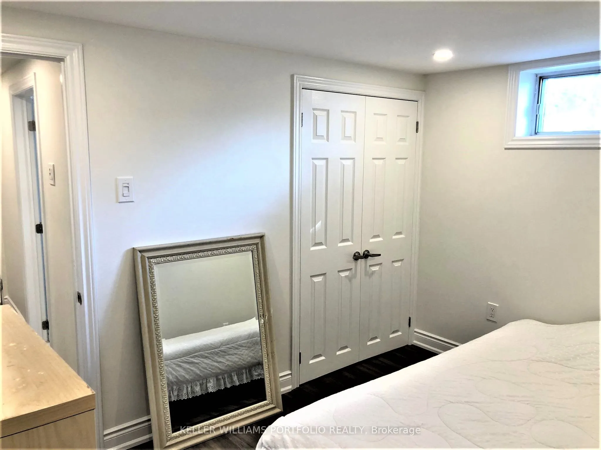 1 Wincrest Drive