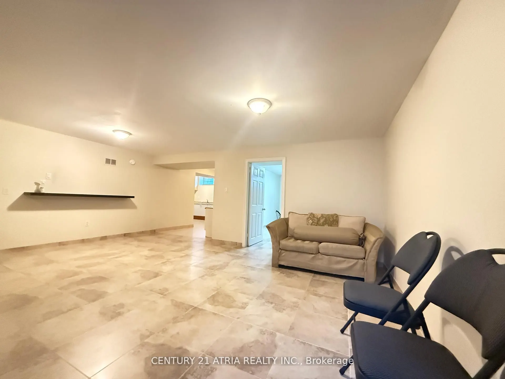 94 Kings Crescent, #Bsmt