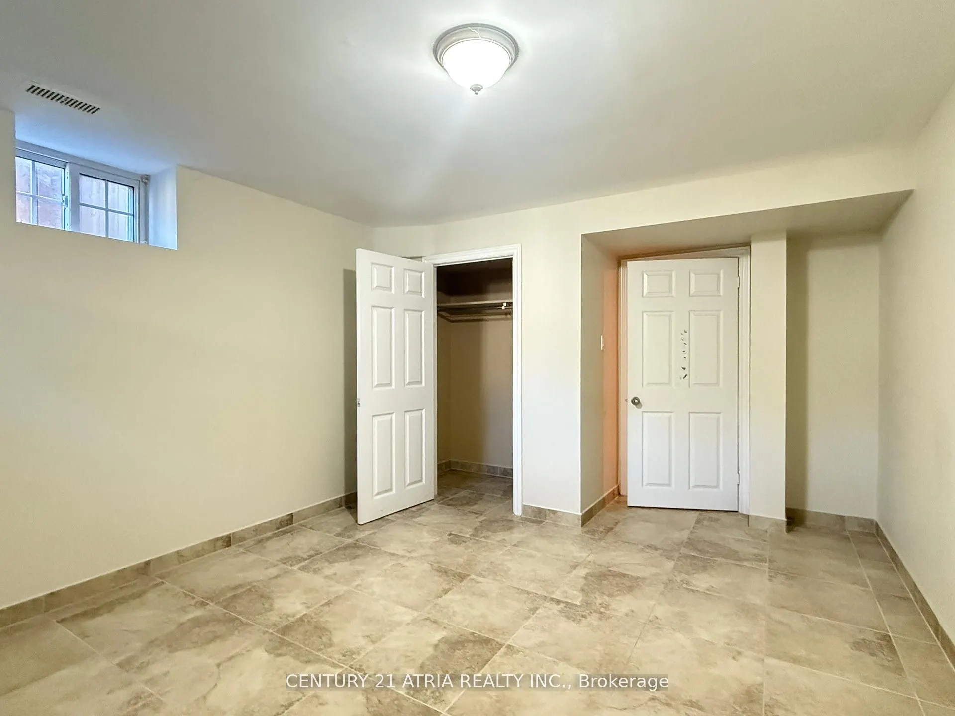 94 Kings Crescent, #Bsmt