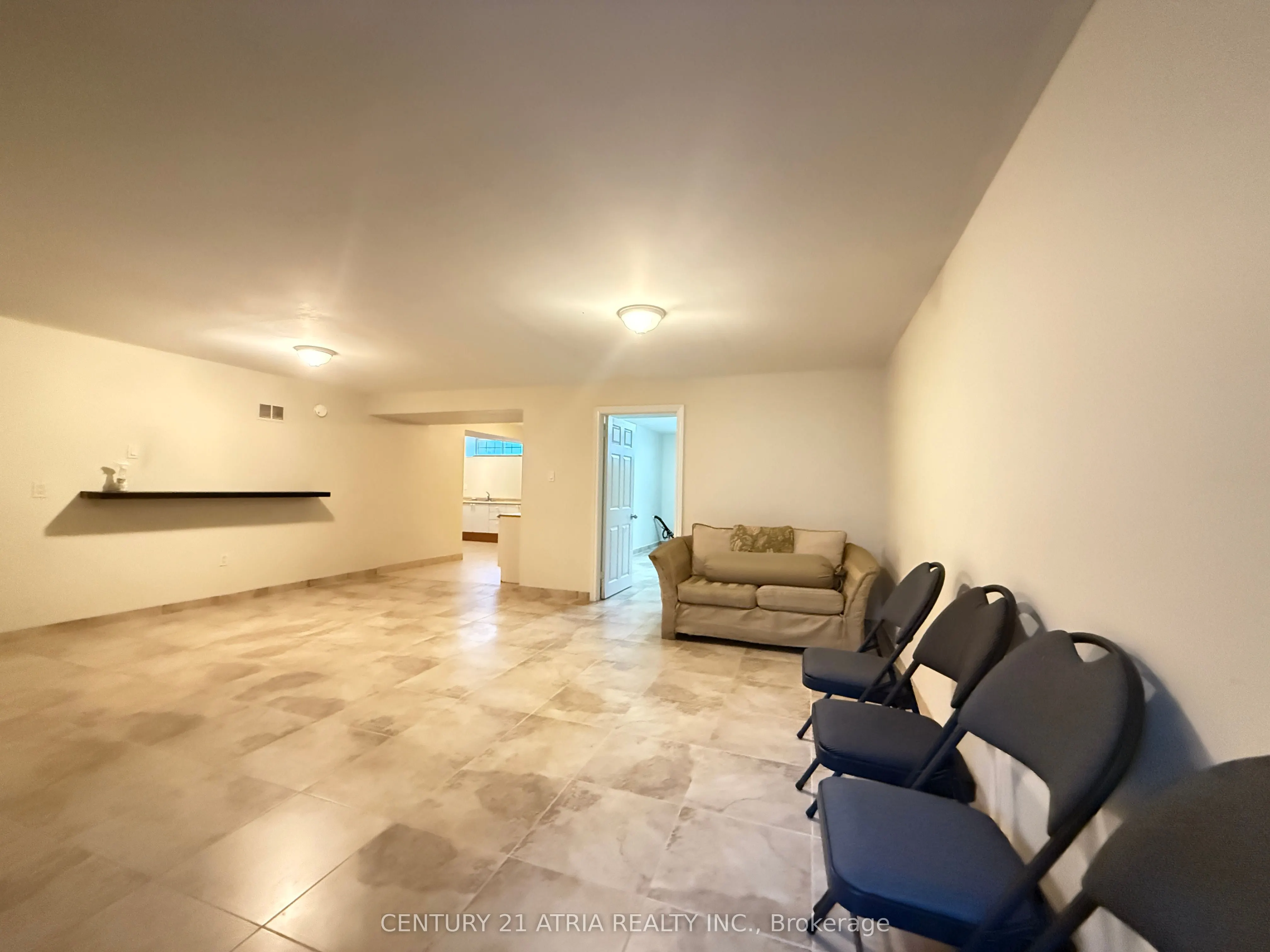 94 Kings Crescent, #Bsmt