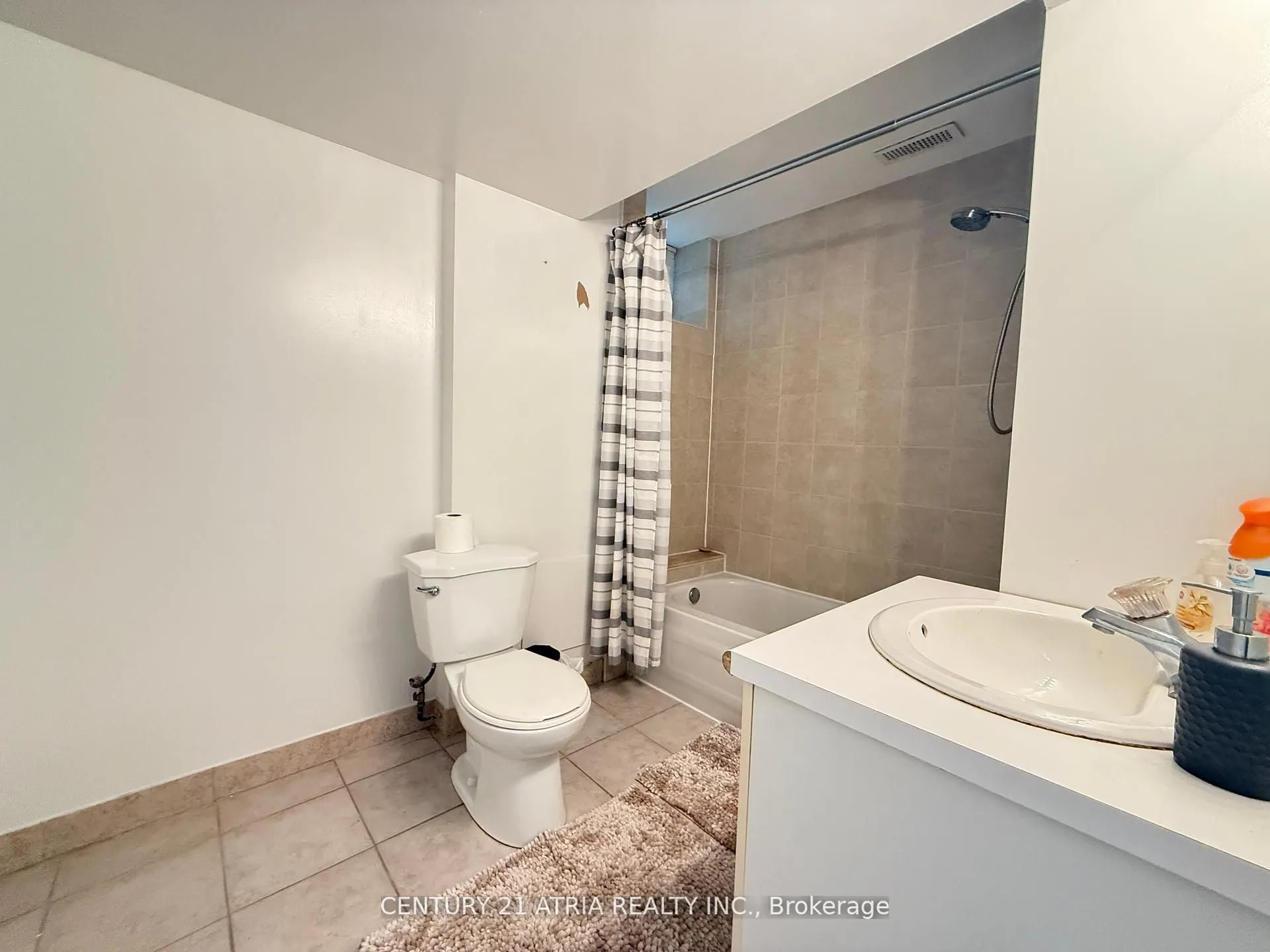 94 Kings Crescent, #Bsmt