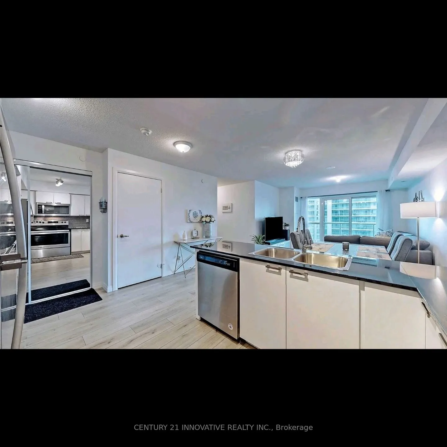 2150 Lawrence Avenue, #1601