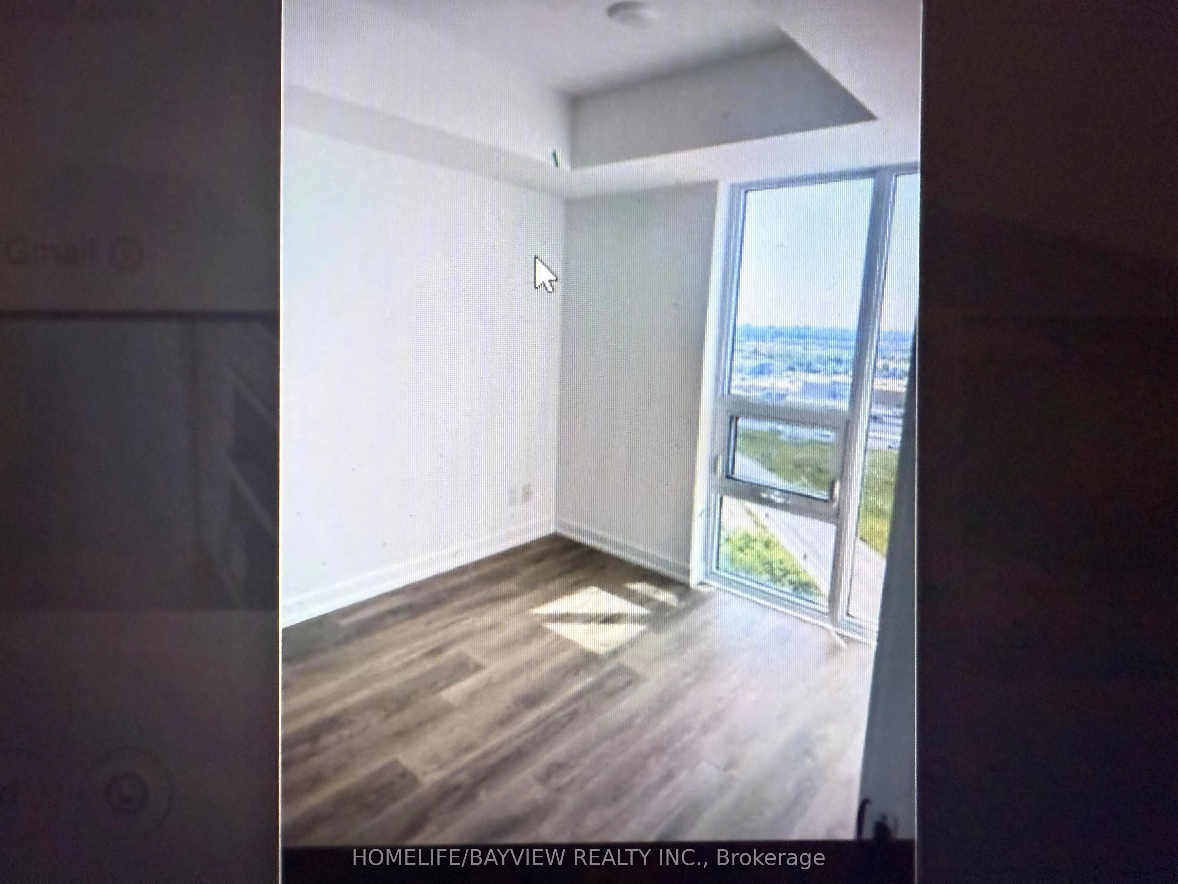 2033 Kennedy Road W, #1010
