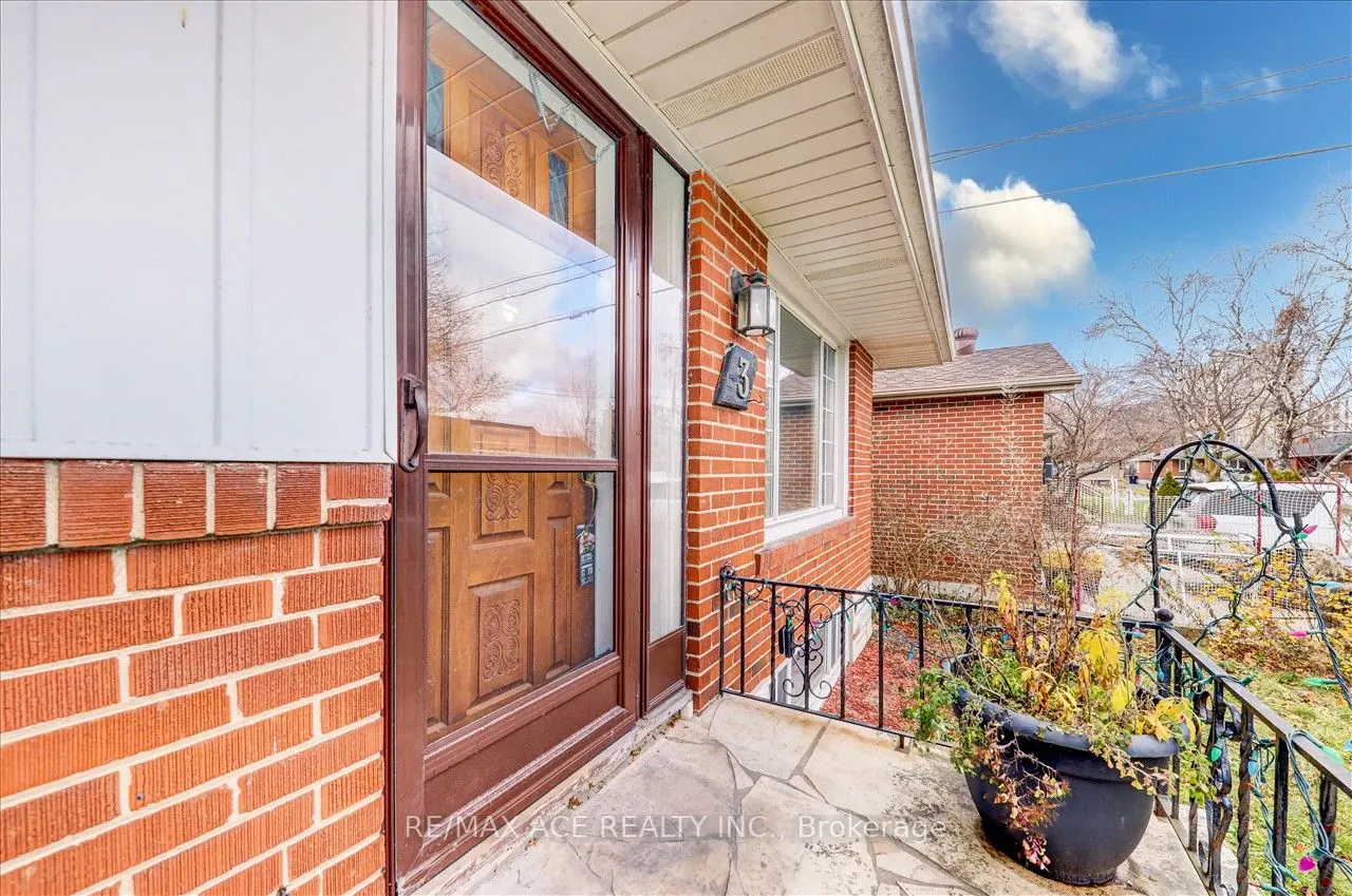3 Annaree Drive, #Main