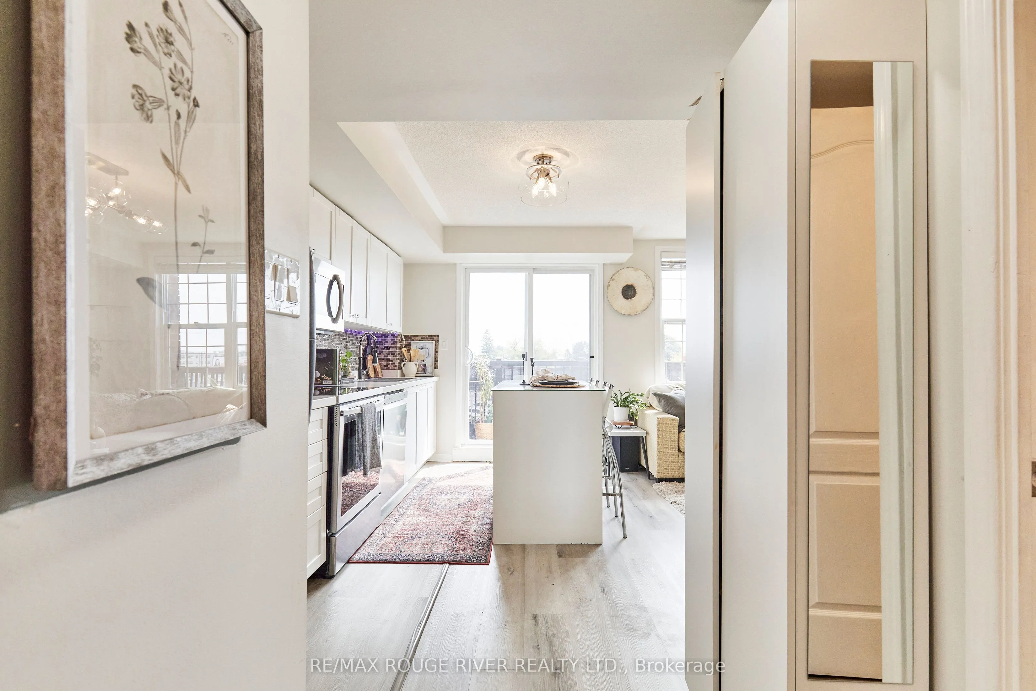 25 Strangford Lane, #312