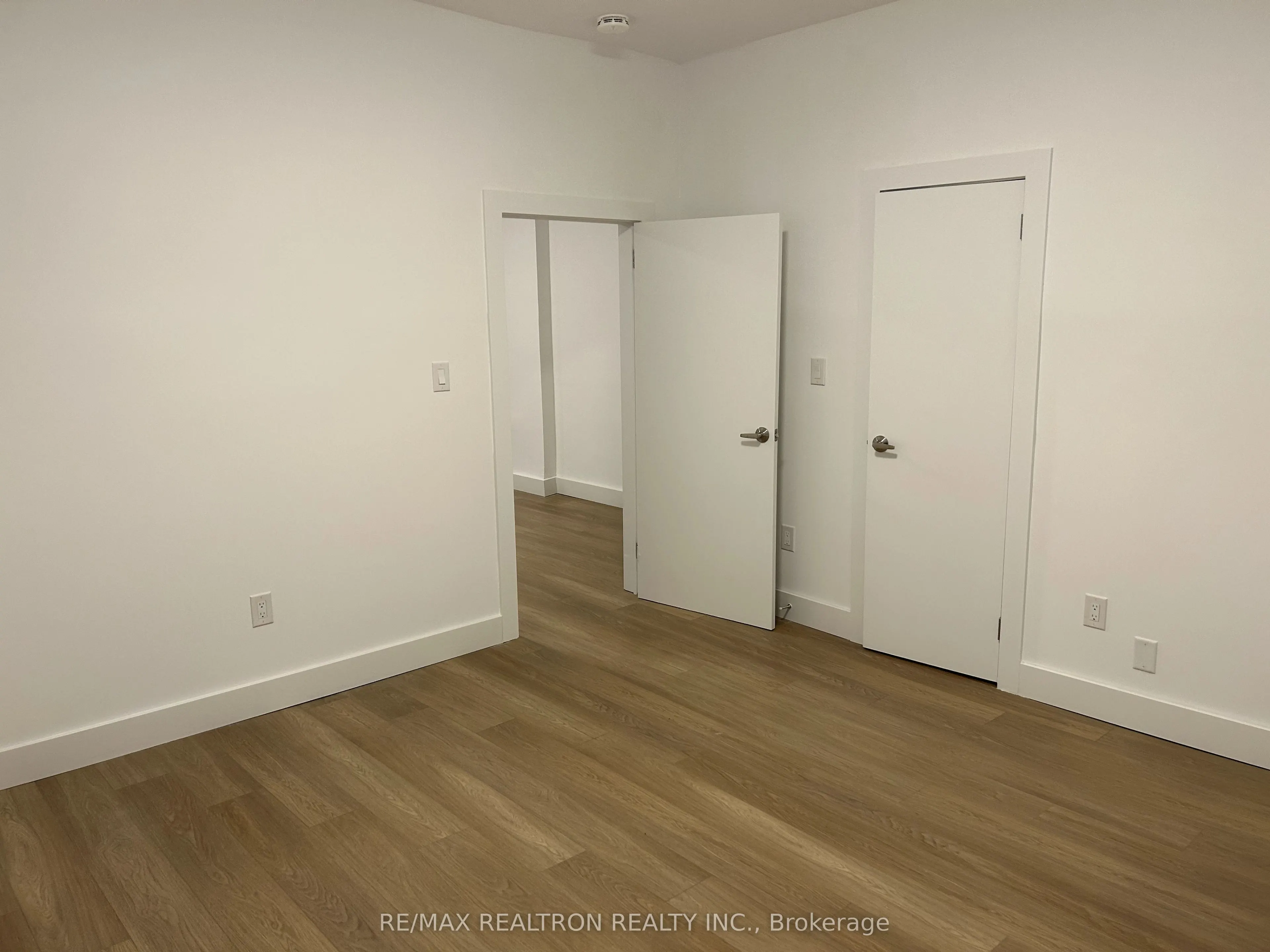 1293 Gerrard Street E, #1