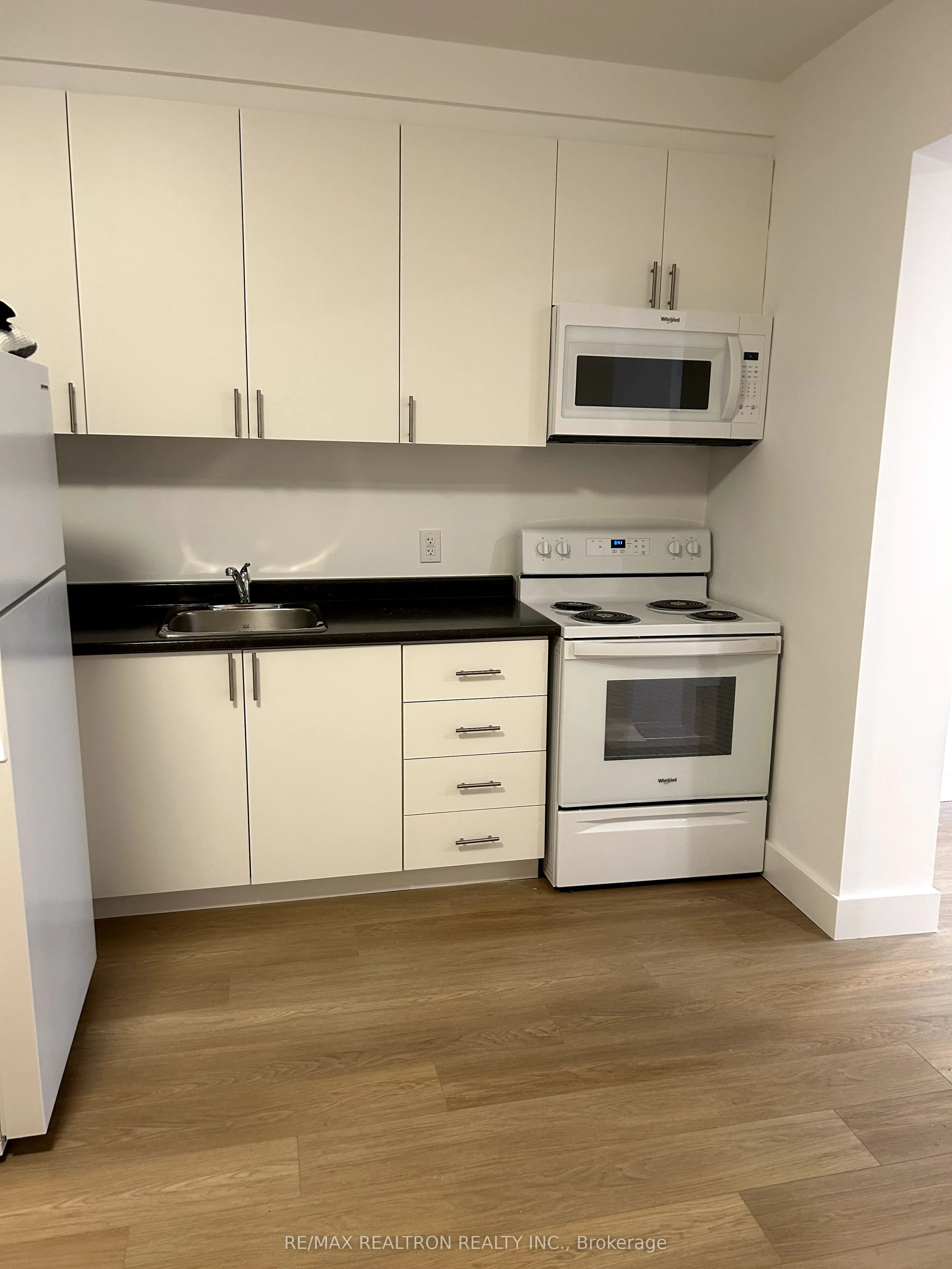 1293 Gerrard Street E, #1