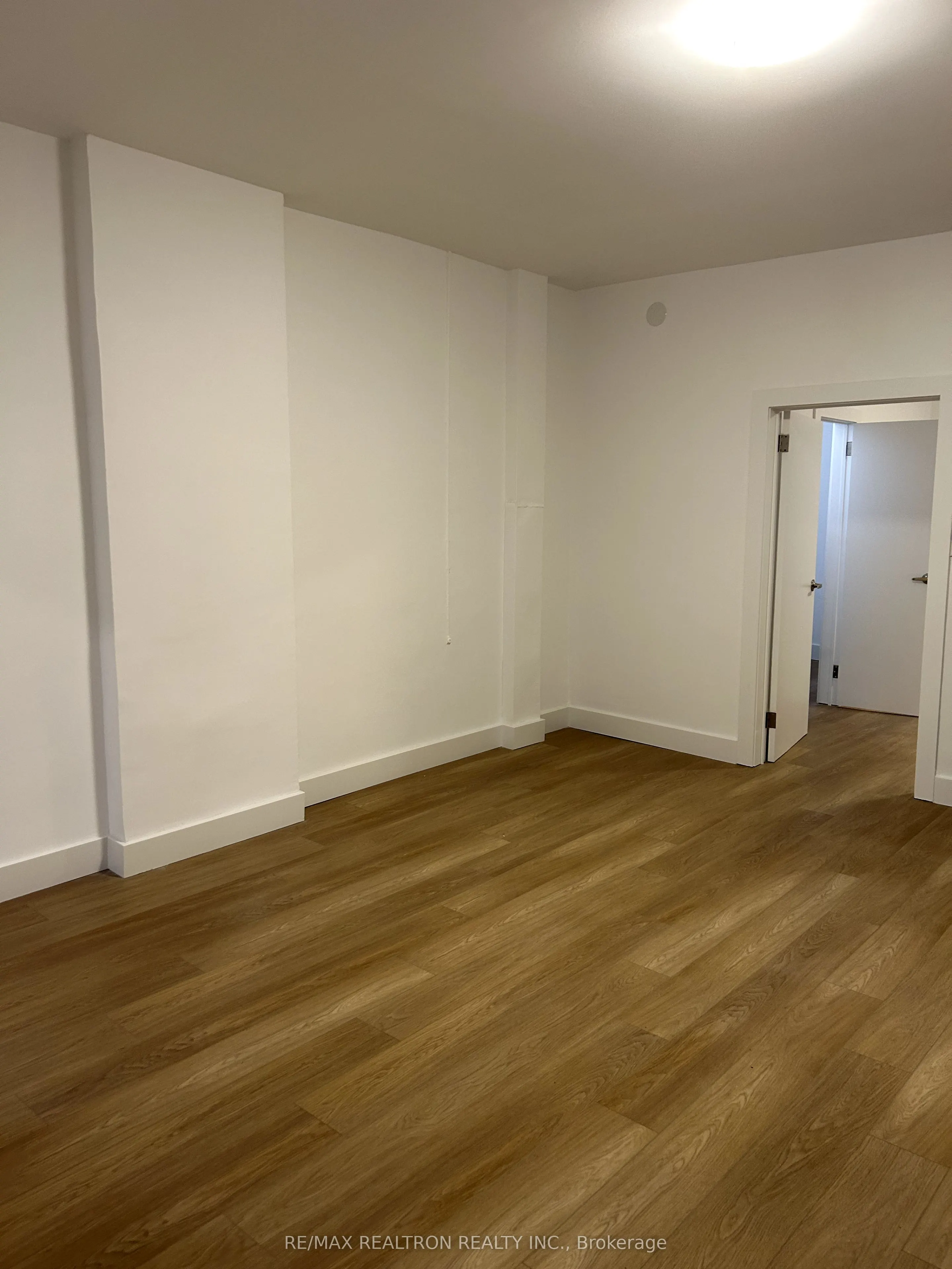 1293 Gerrard Street E, #1