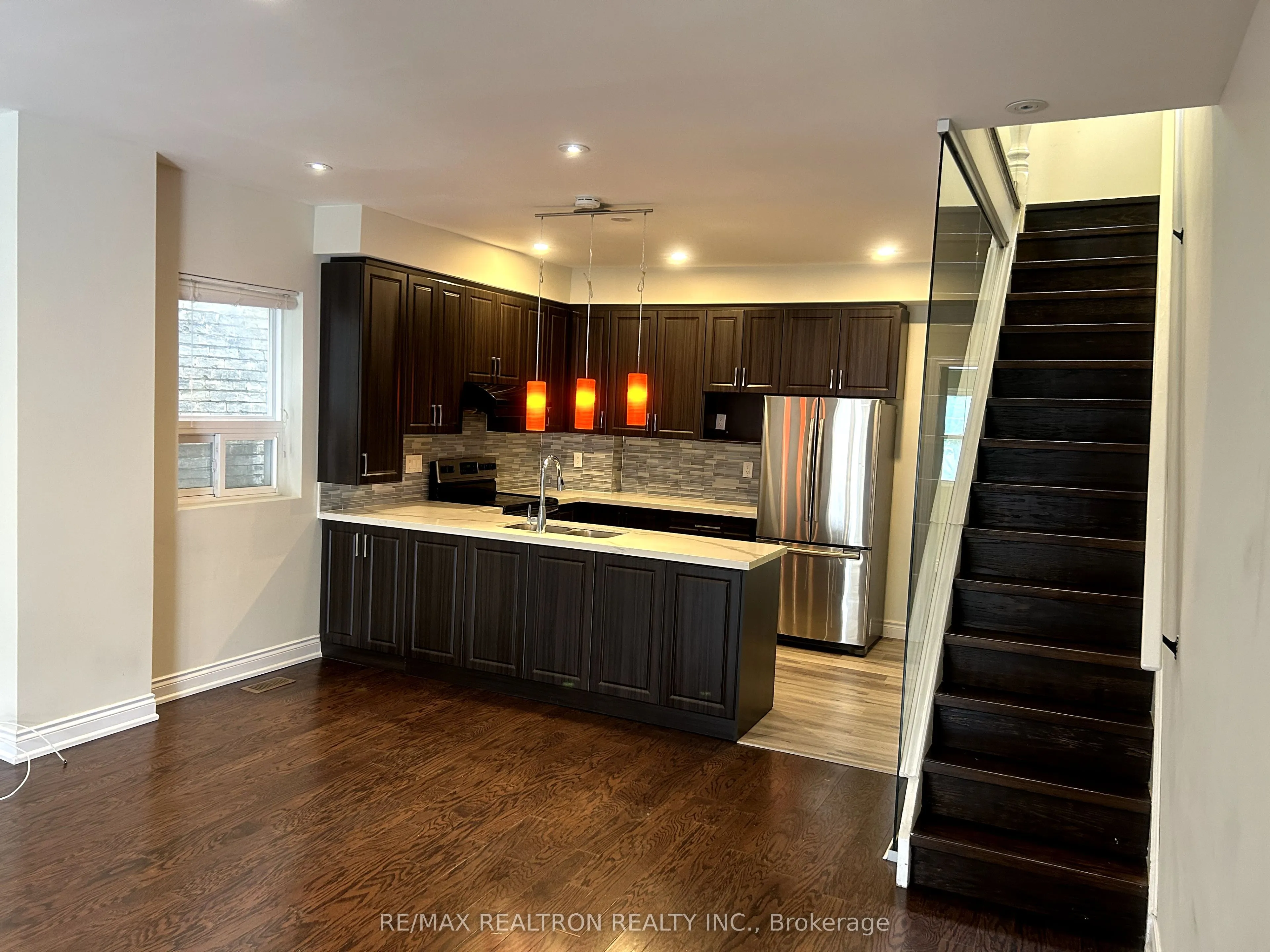 1311 Gerrard Street E, #1