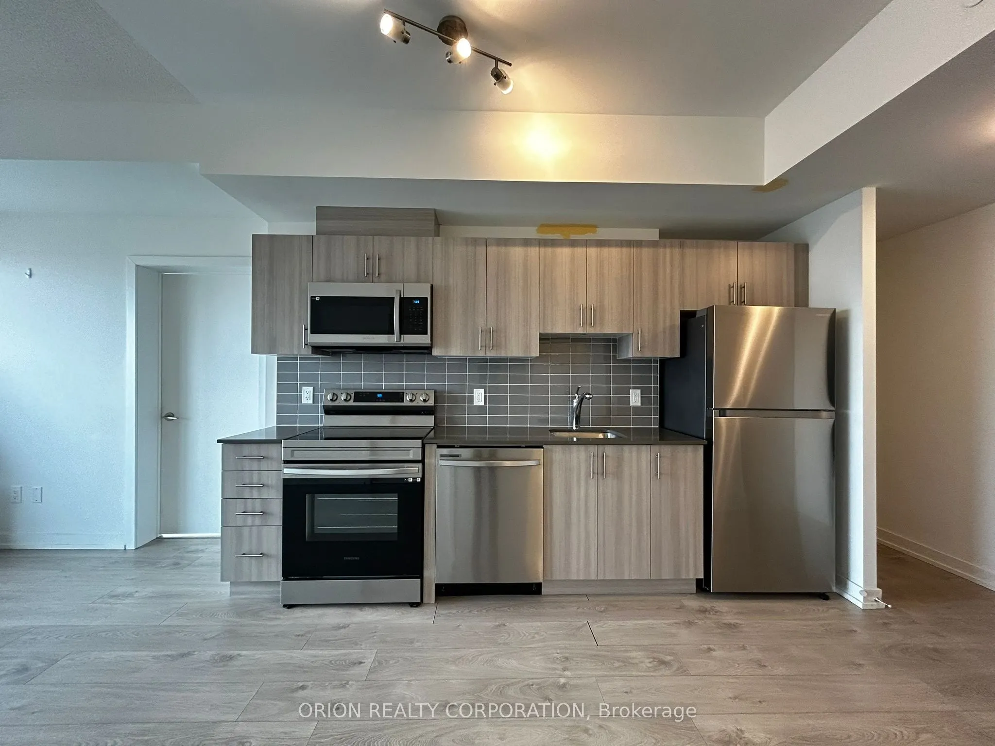 1480 Bayly Street, #1513