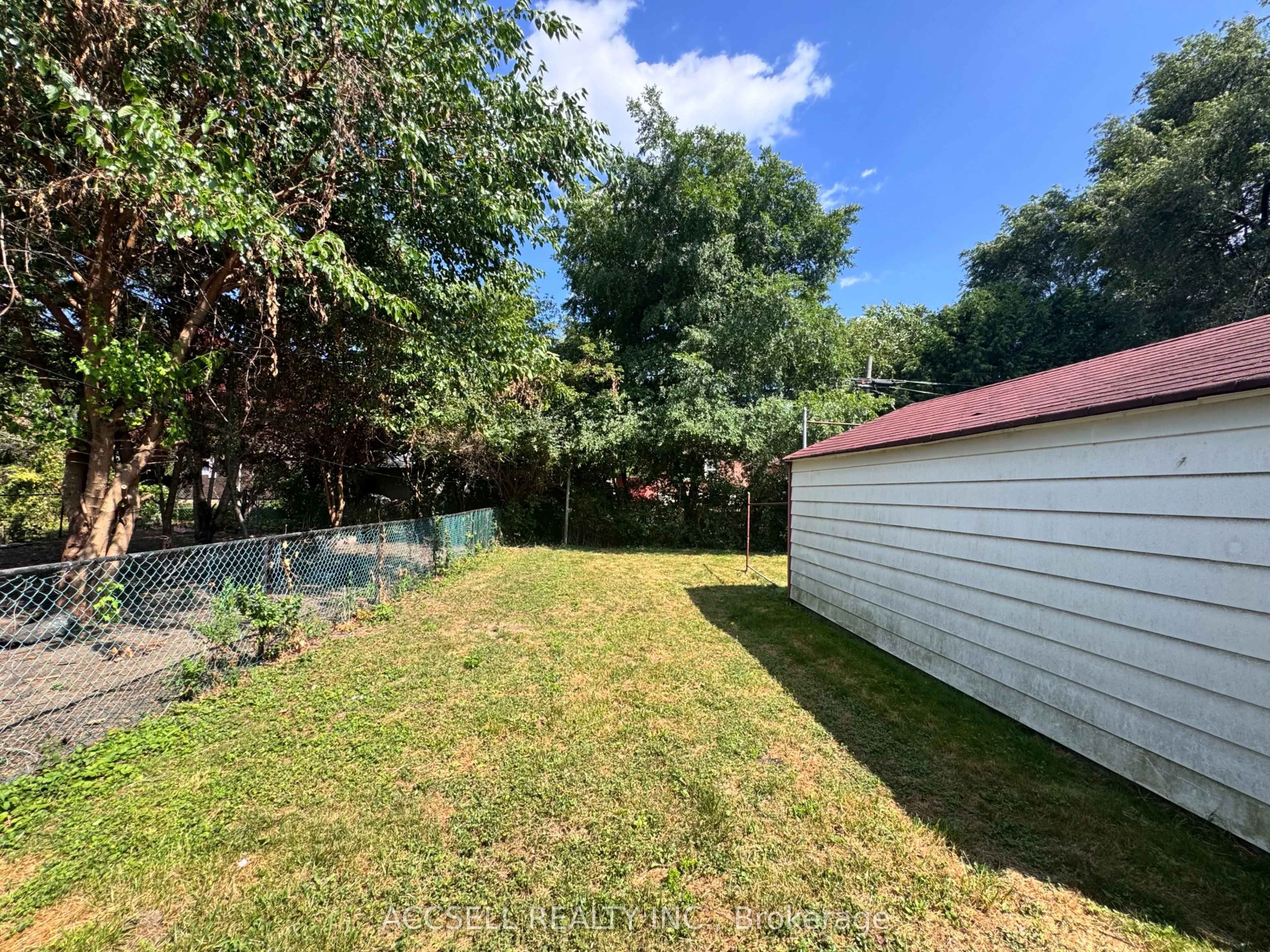493 Dawes Road