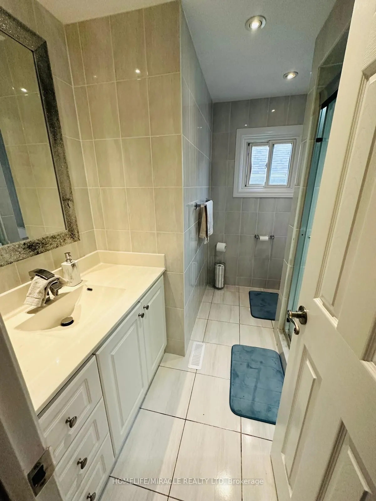 9 Maresfield Drive N Drive