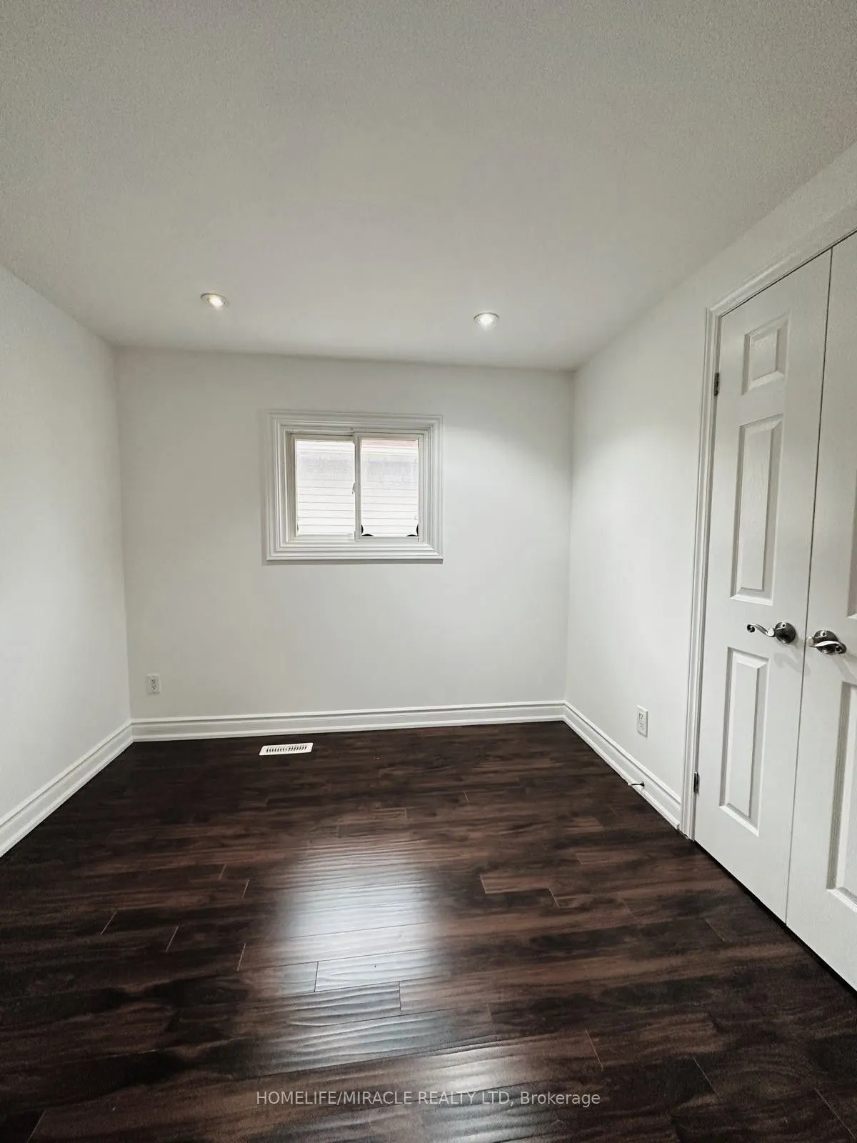 9 Maresfield Drive N Drive