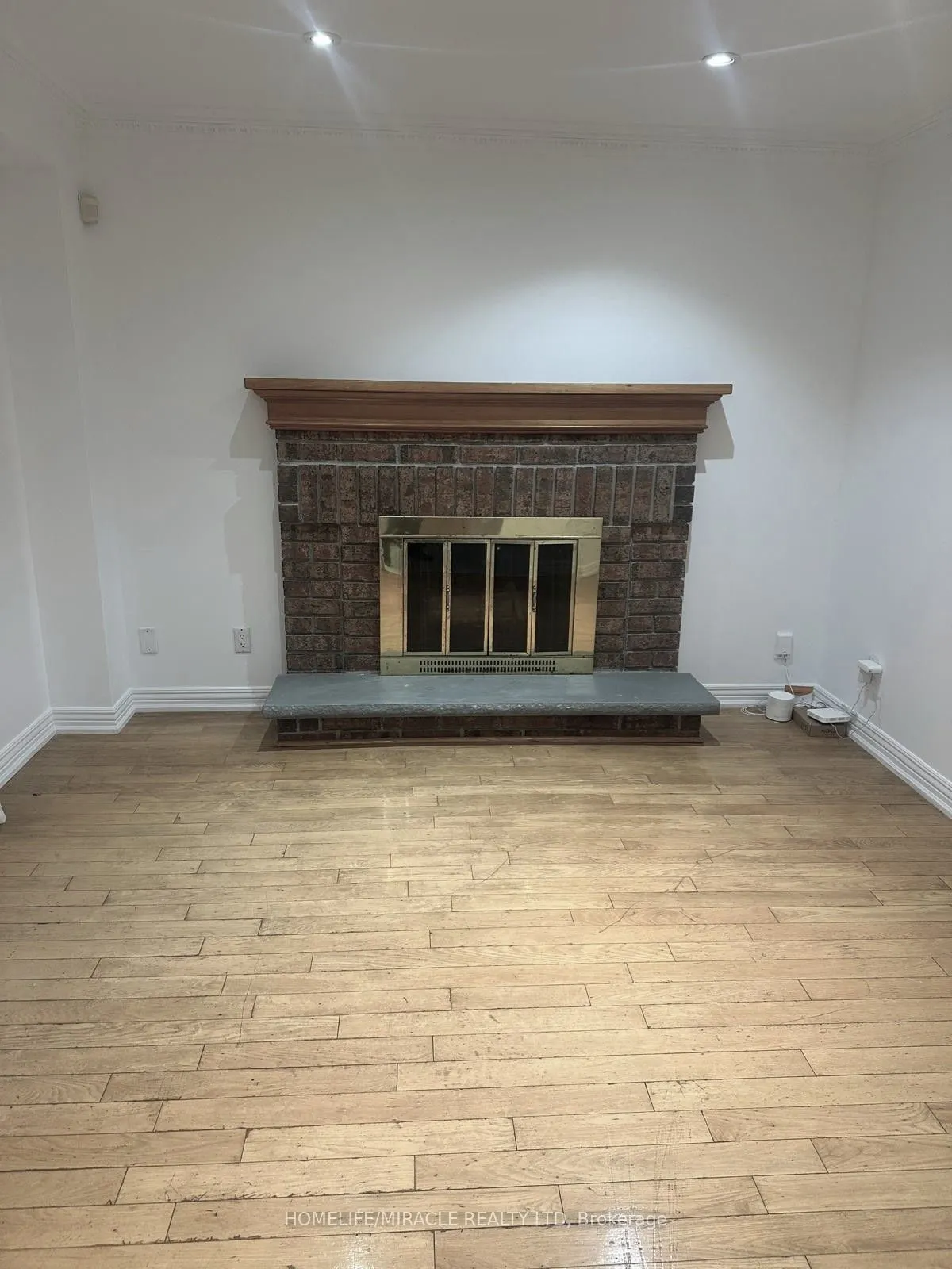 9 Maresfield Drive N Drive
