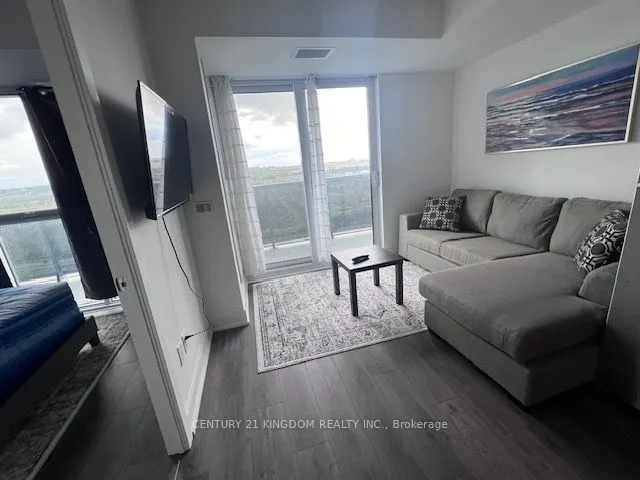 2545 Simcoe Street N, #1505
