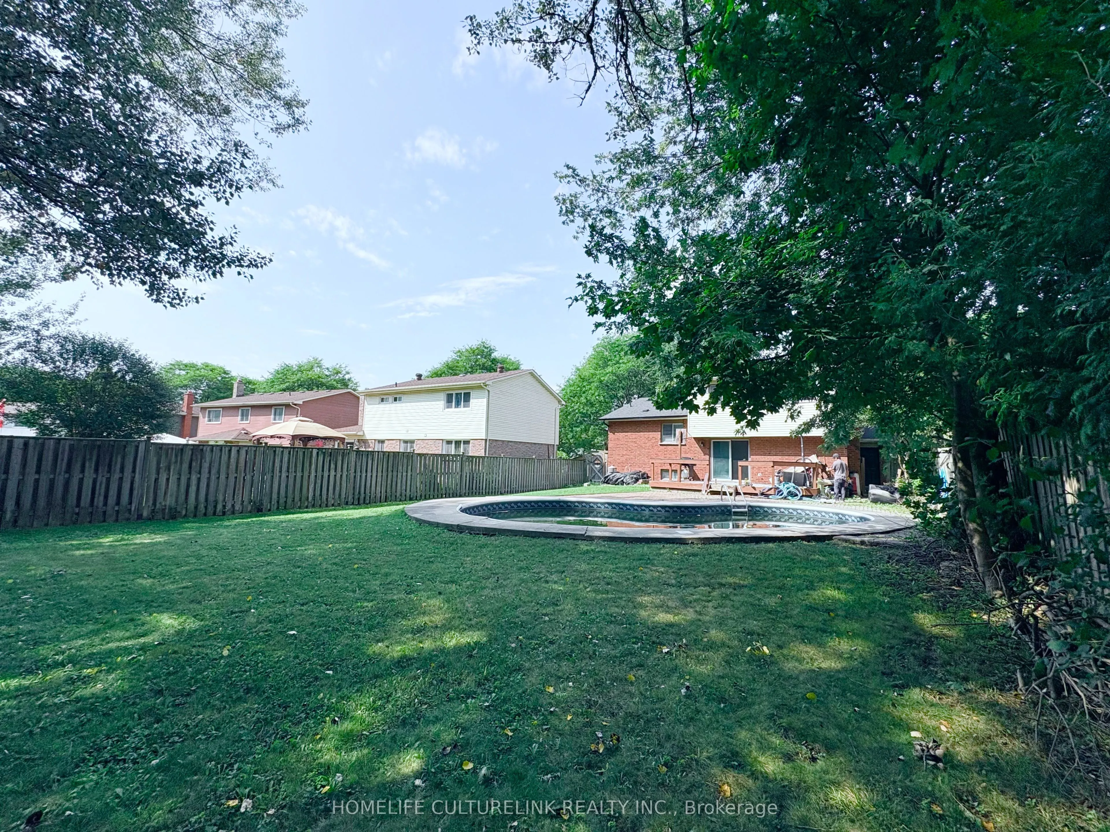 79 Frost Drive