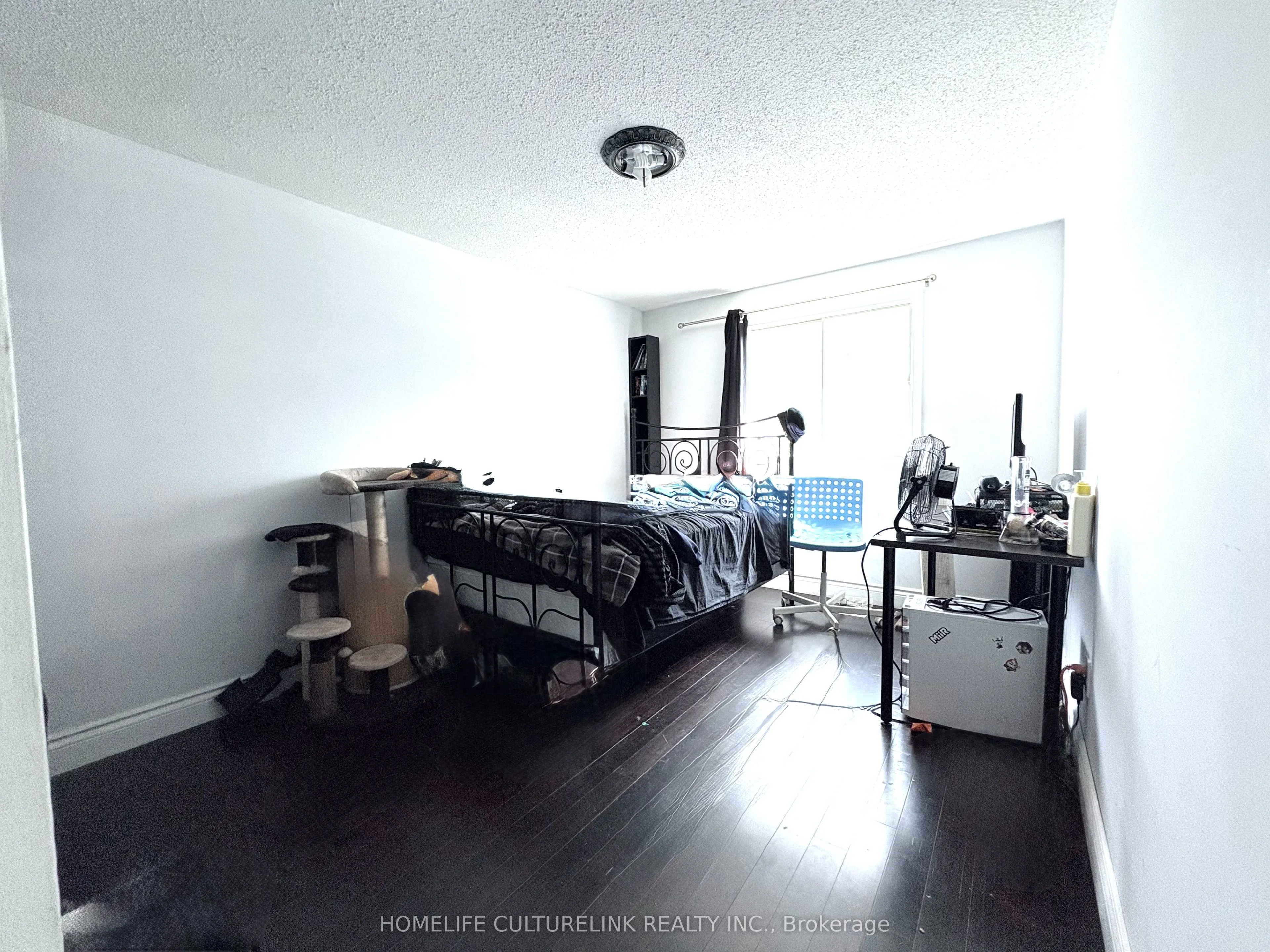 79 Frost Drive