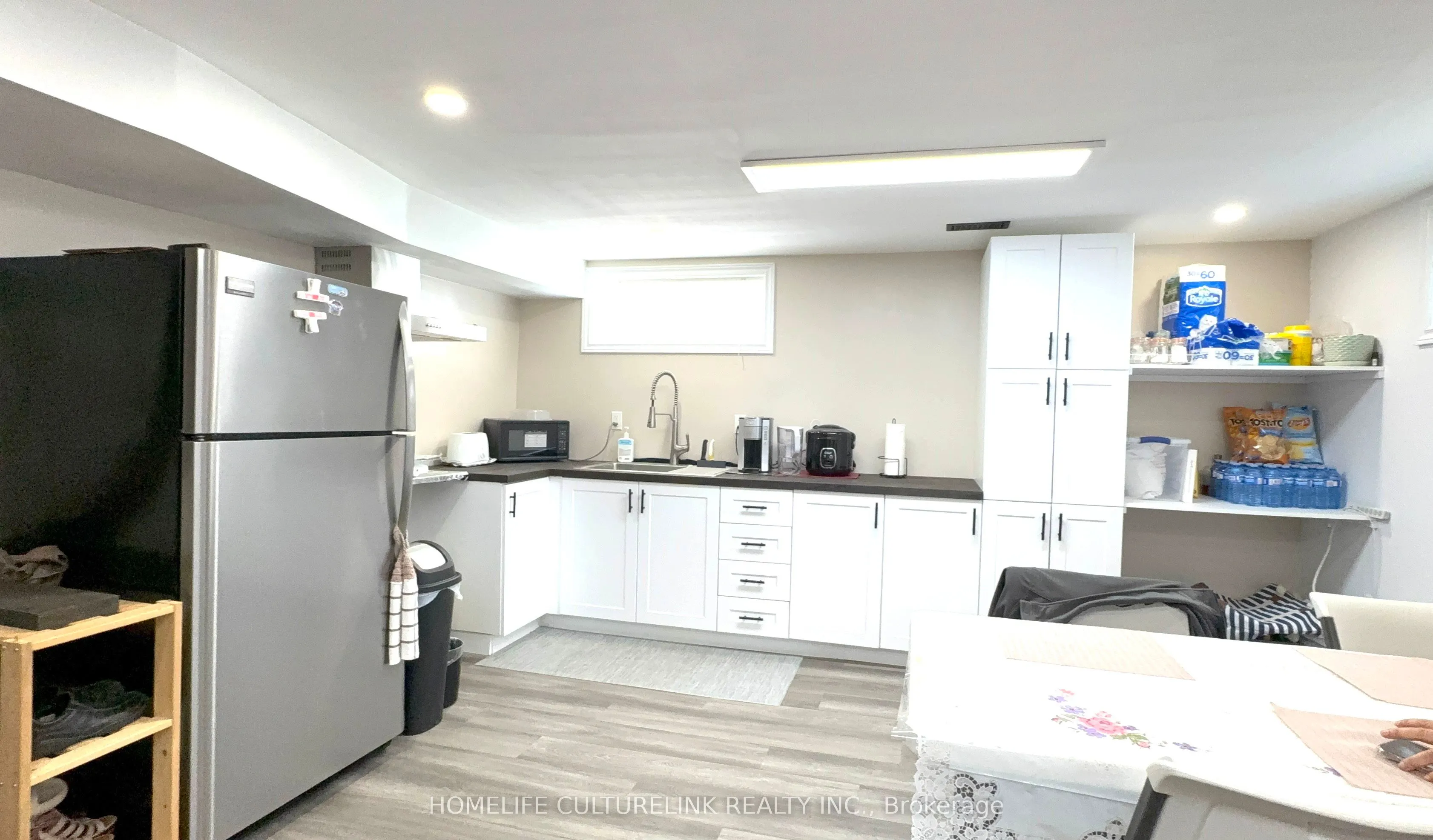 79 Frost Drive