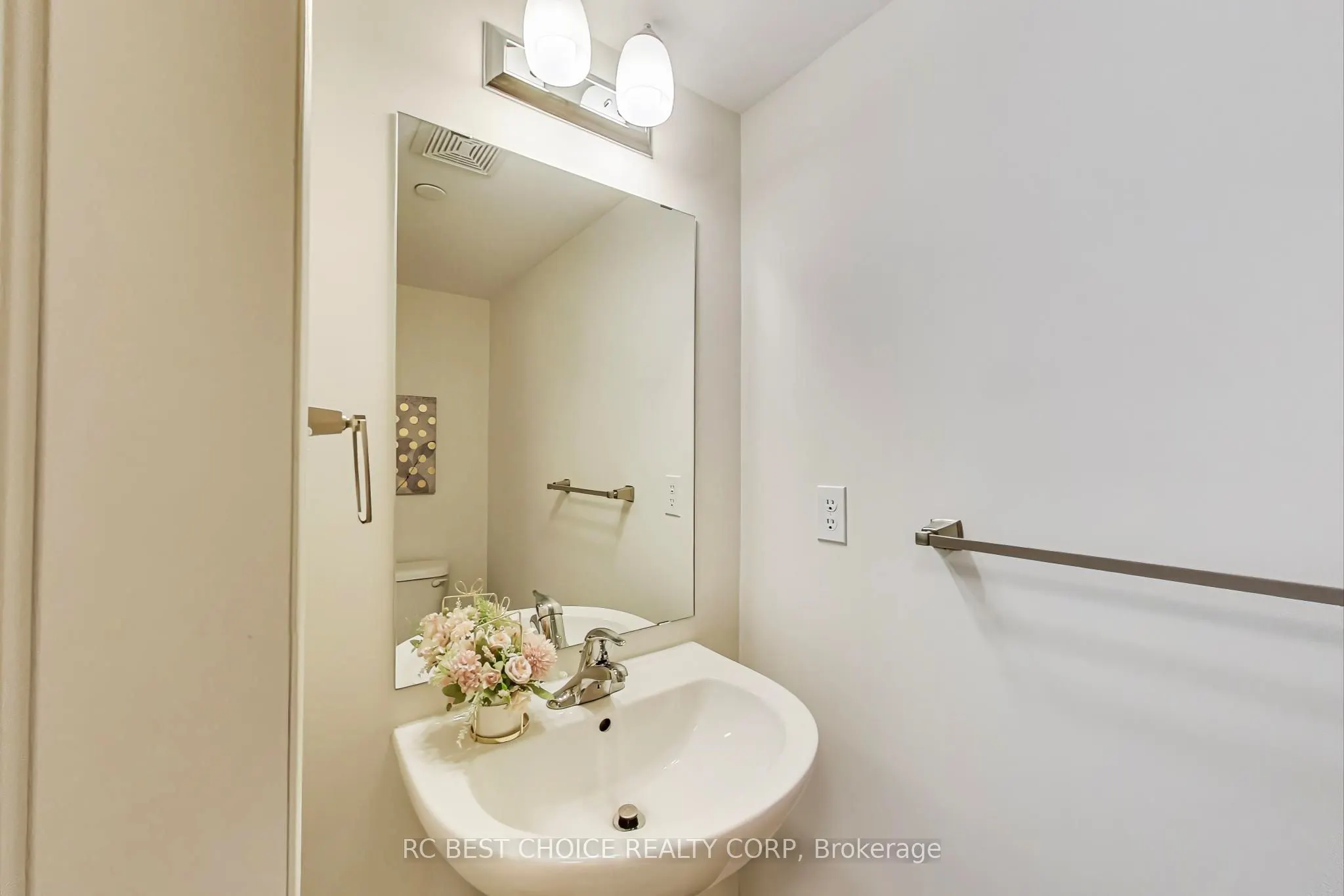 2535 Bromus Path, #160