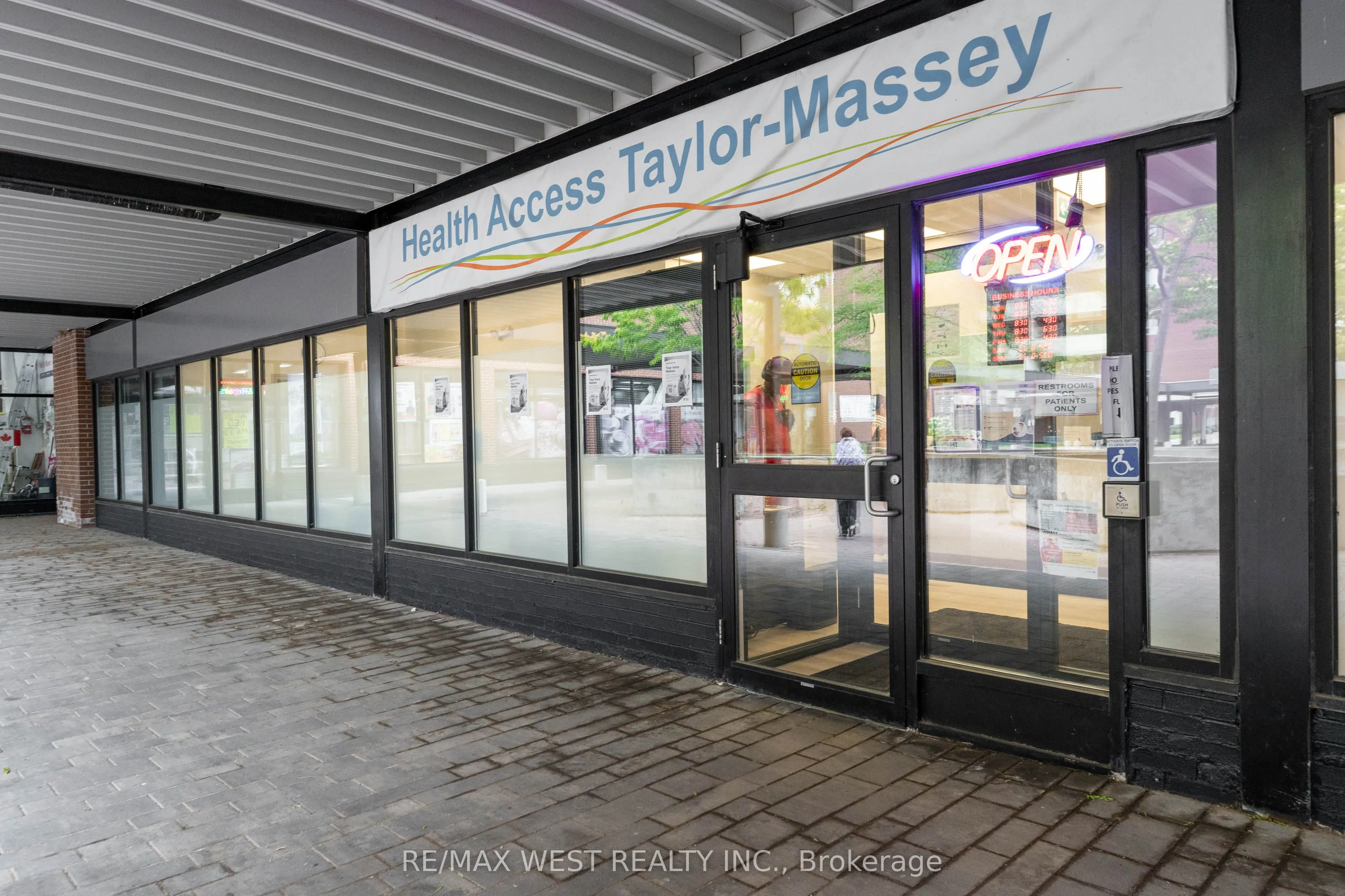 5 Massey Square, #PH5