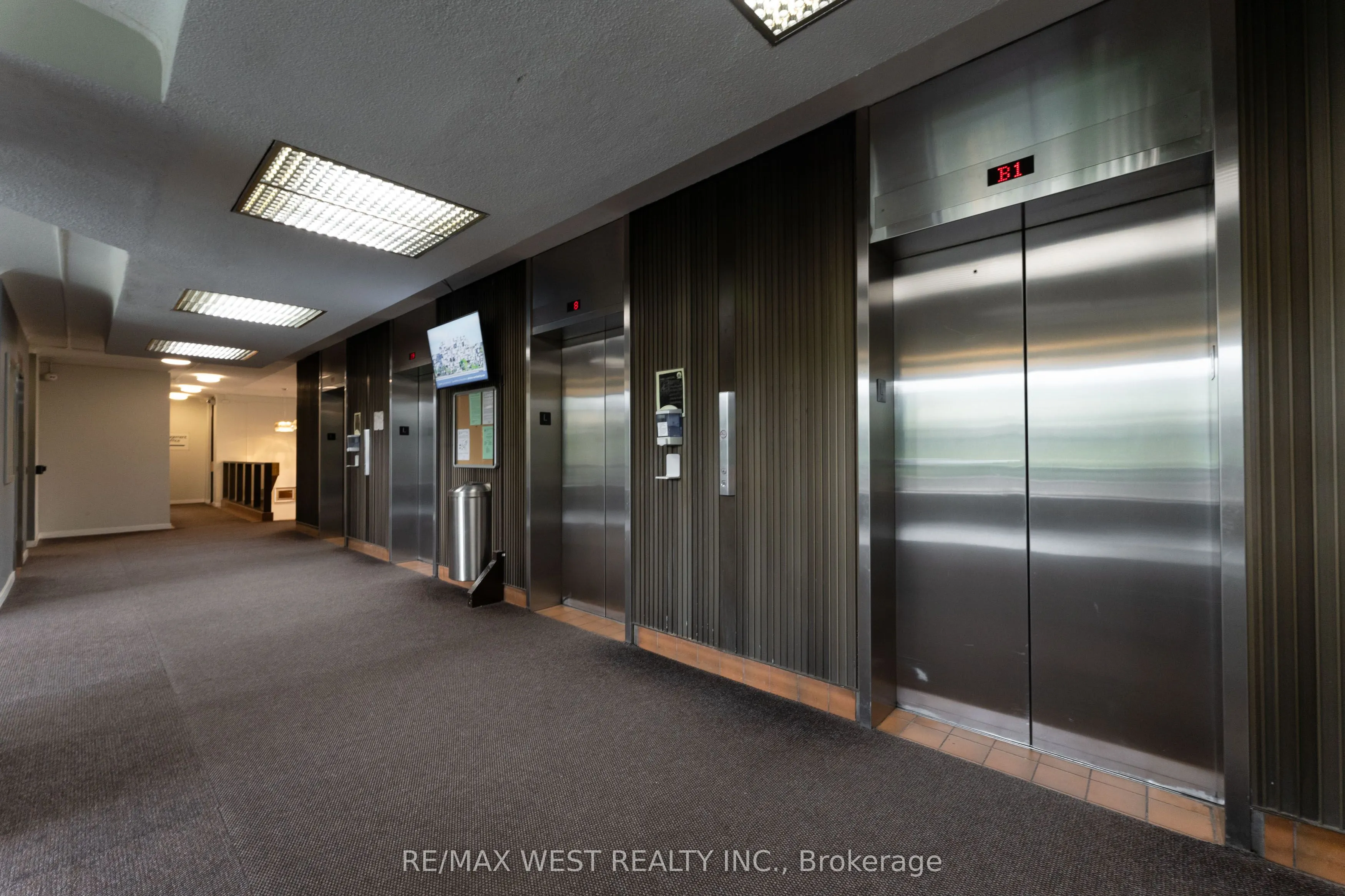 5 Massey Square, #PH5