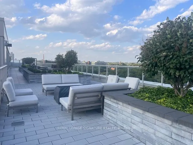 150 Logan Avenue, #325