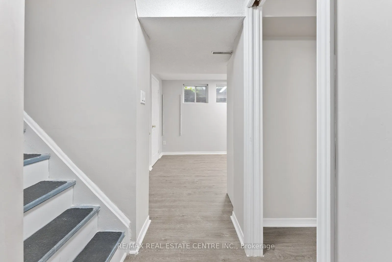 79 Fawndale Crescent, #Upper