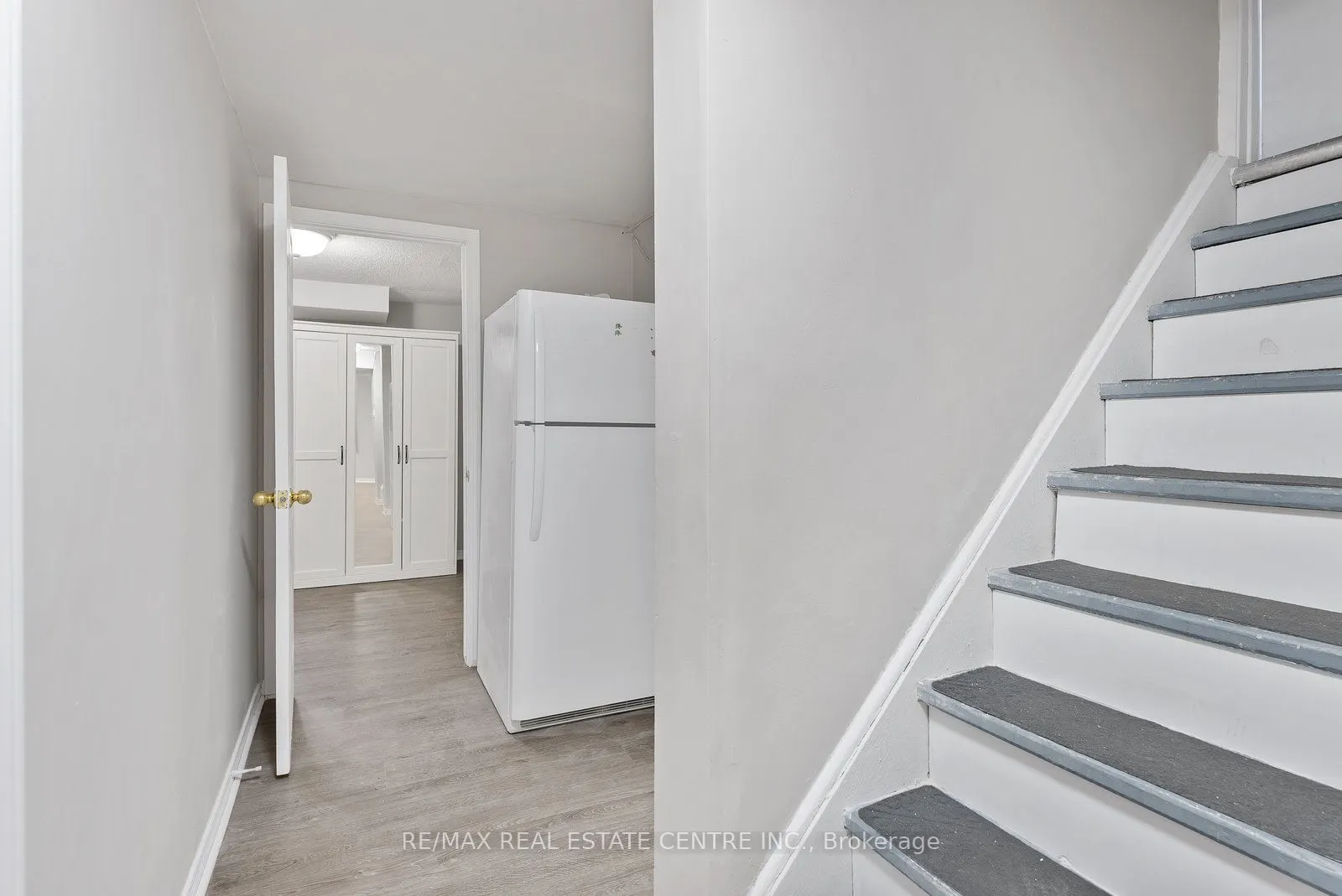 79 Fawndale Crescent, #Upper