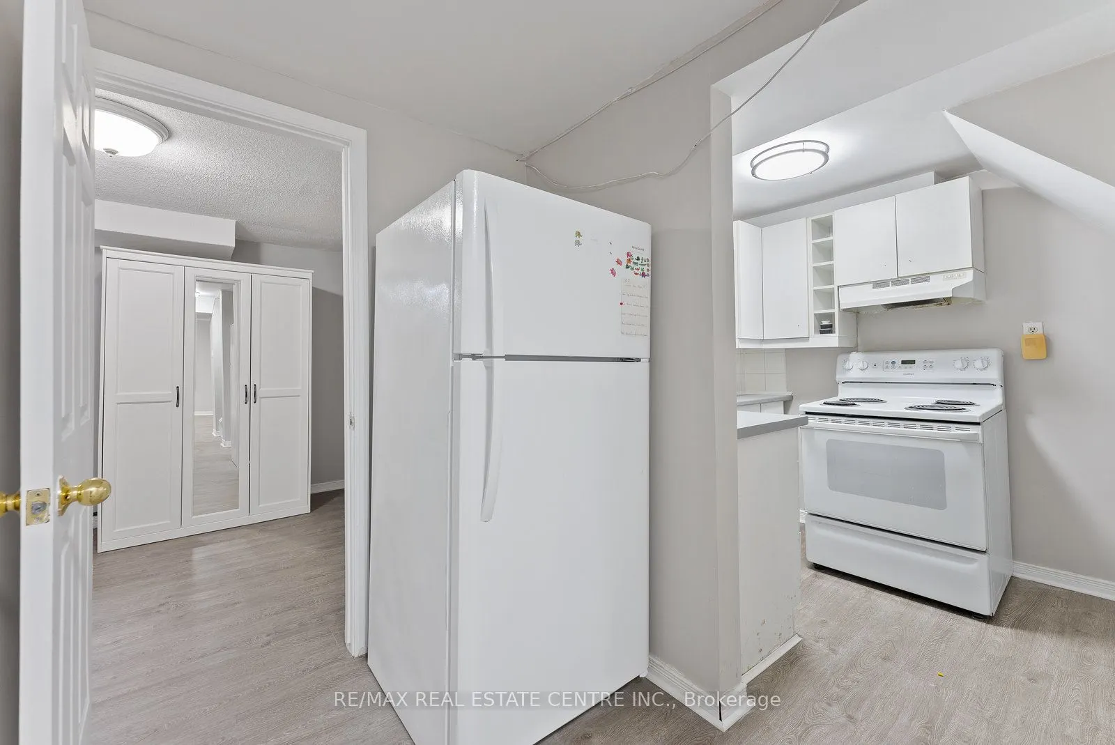 79 Fawndale Crescent, #Upper
