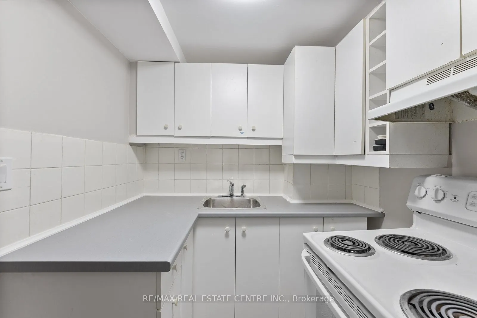 79 Fawndale Crescent, #Upper