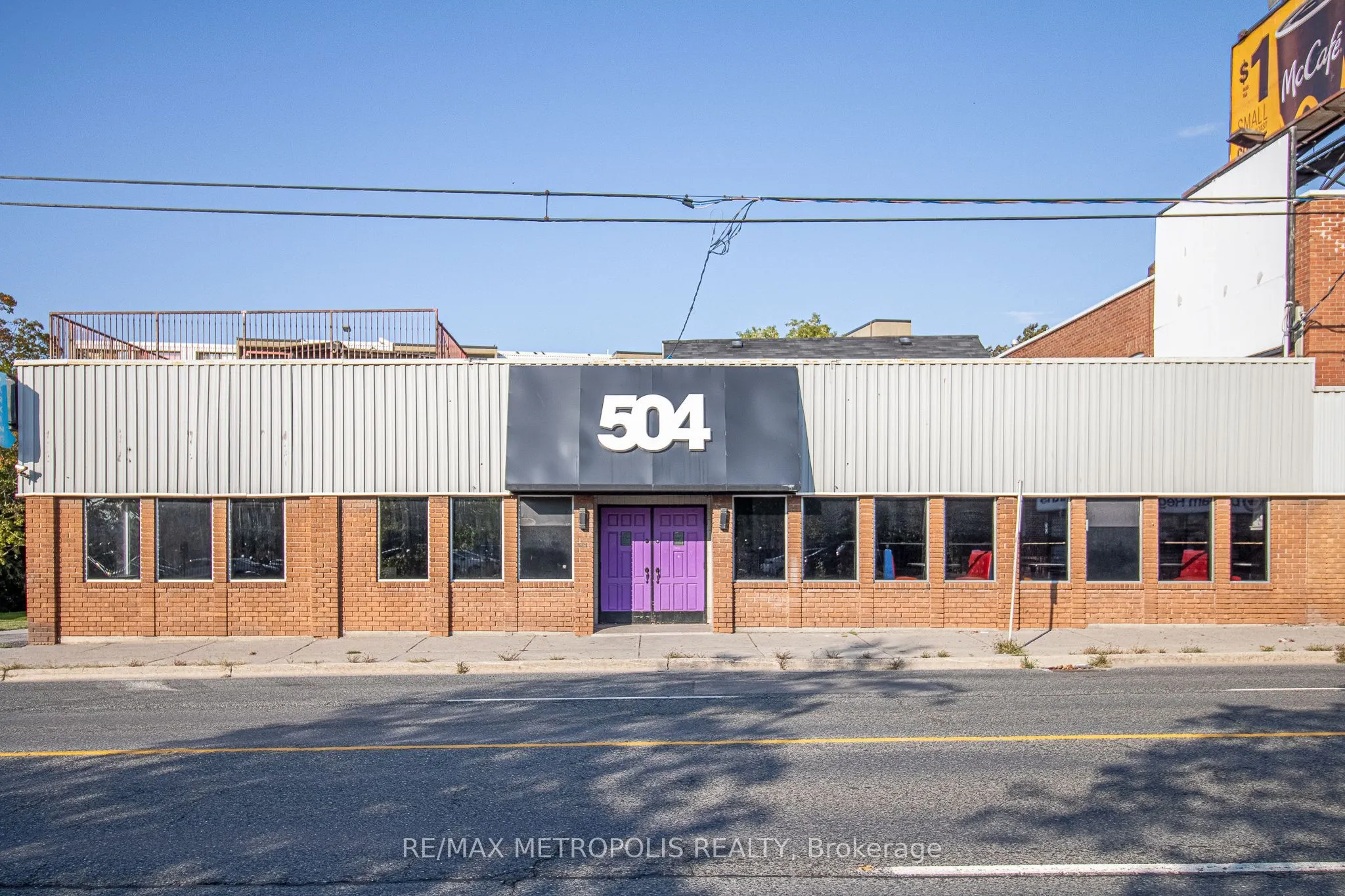 504 Simcoe Street S