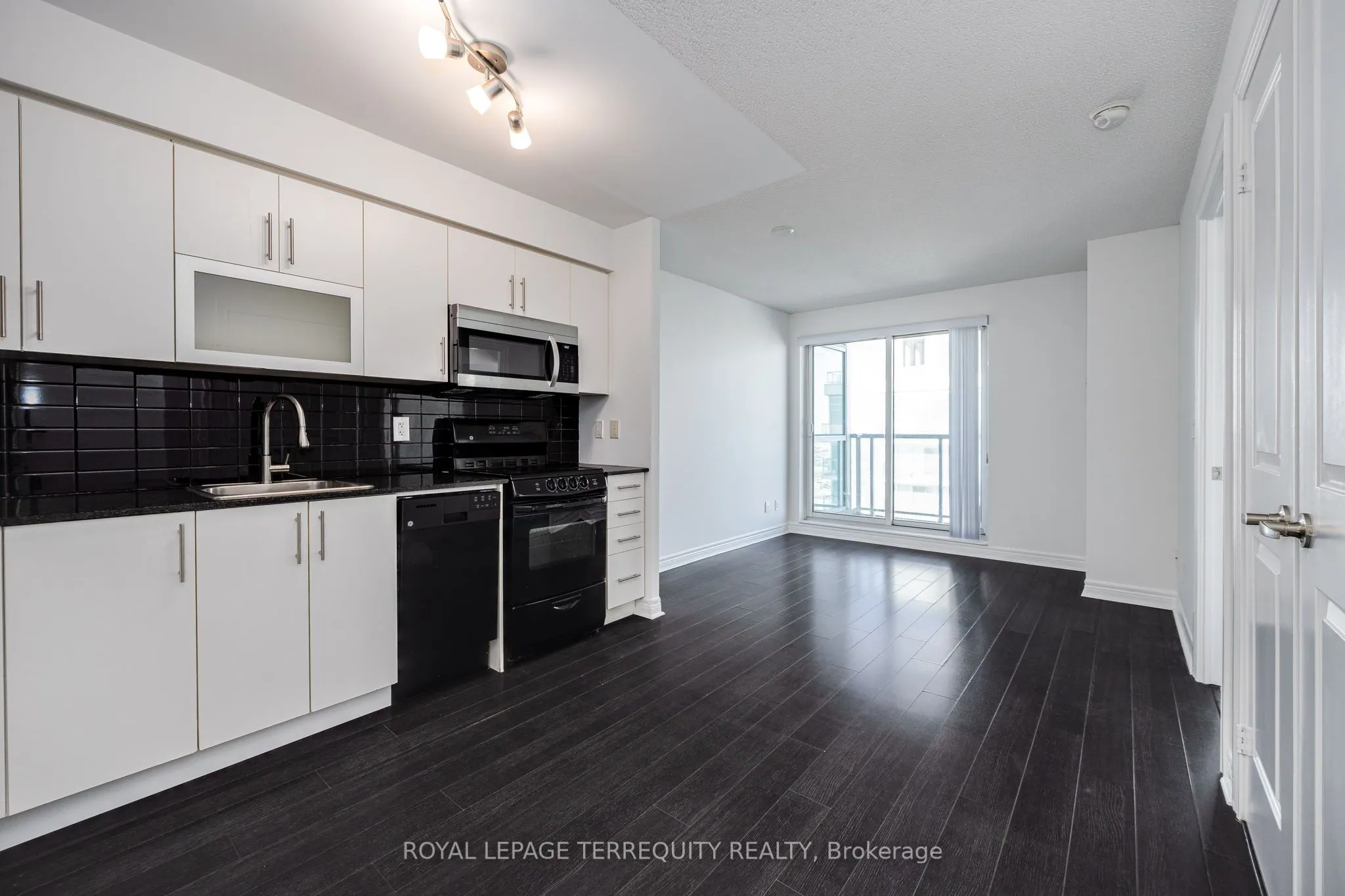 50 Town Centre Court, #3606