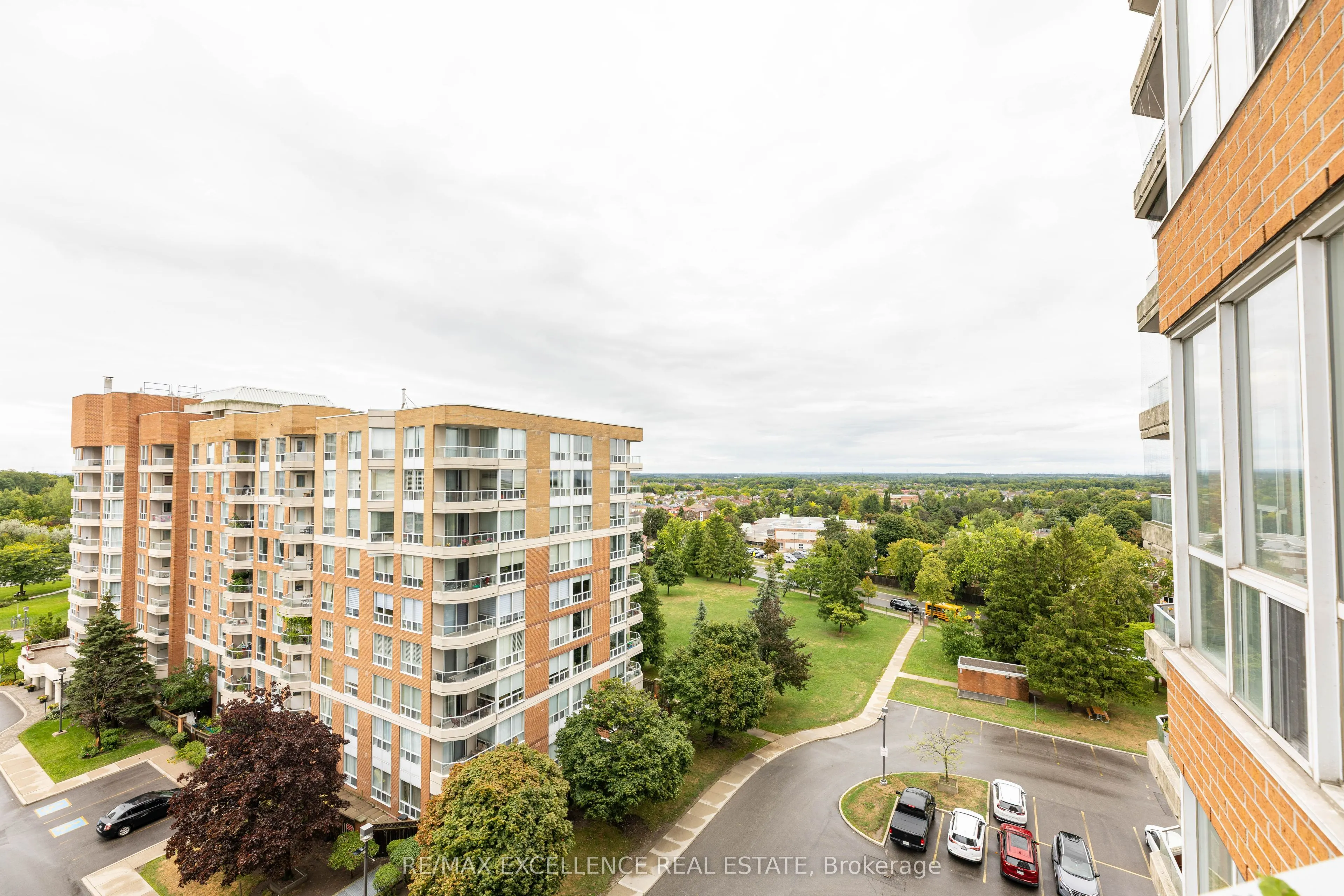 410 Mclevin Avenue, #804