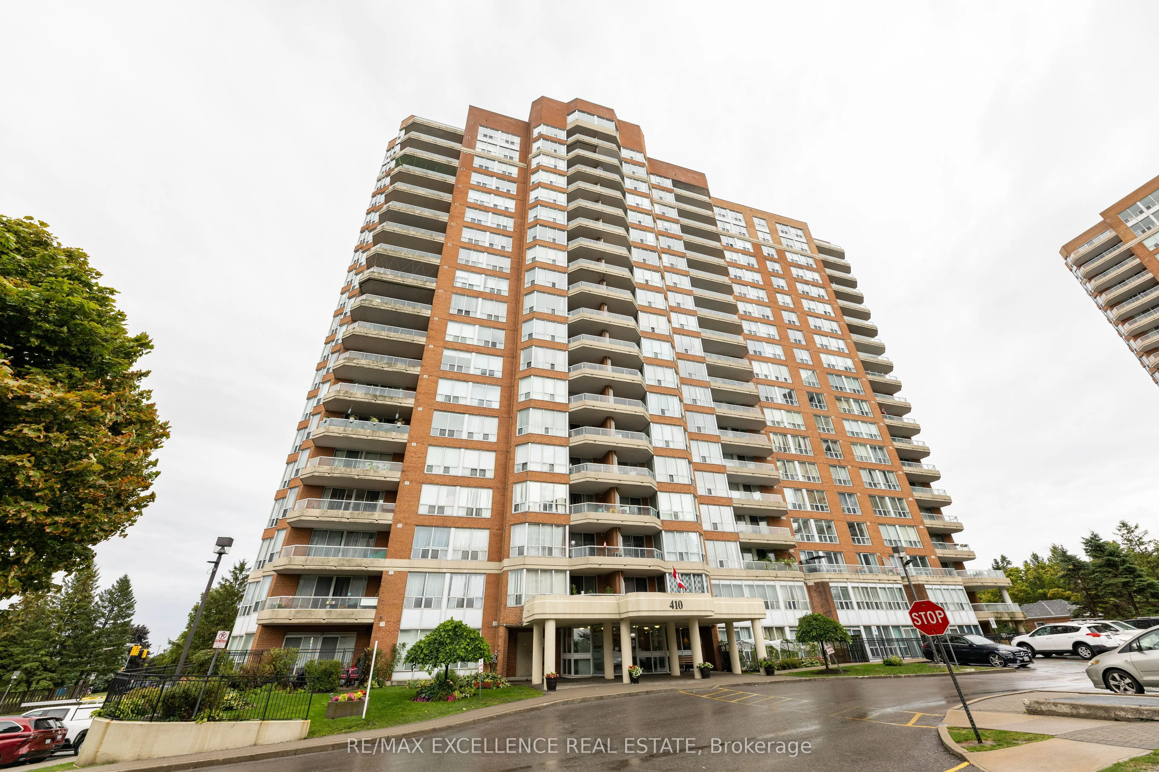 410 Mclevin Avenue, #804