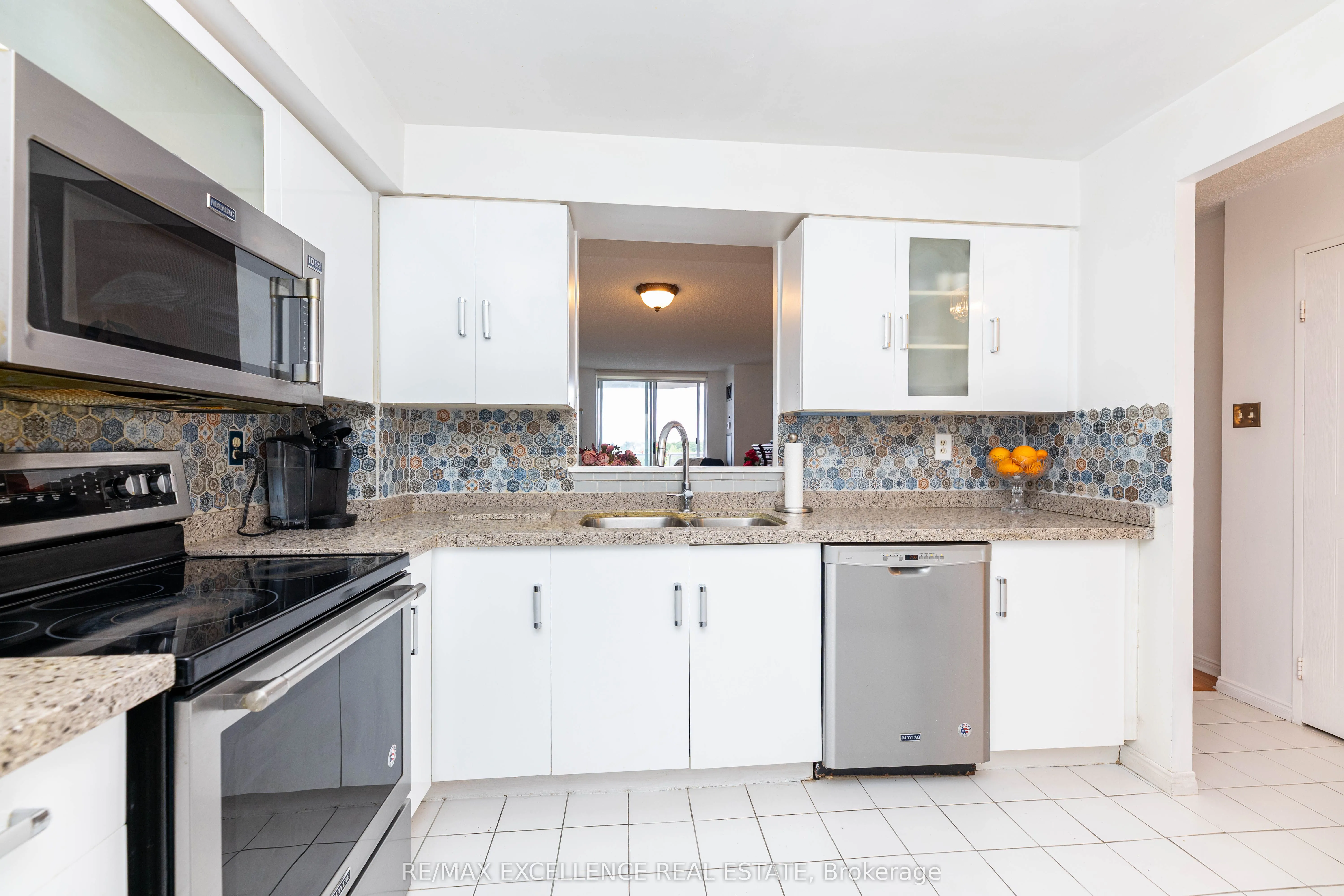 410 Mclevin Avenue, #804