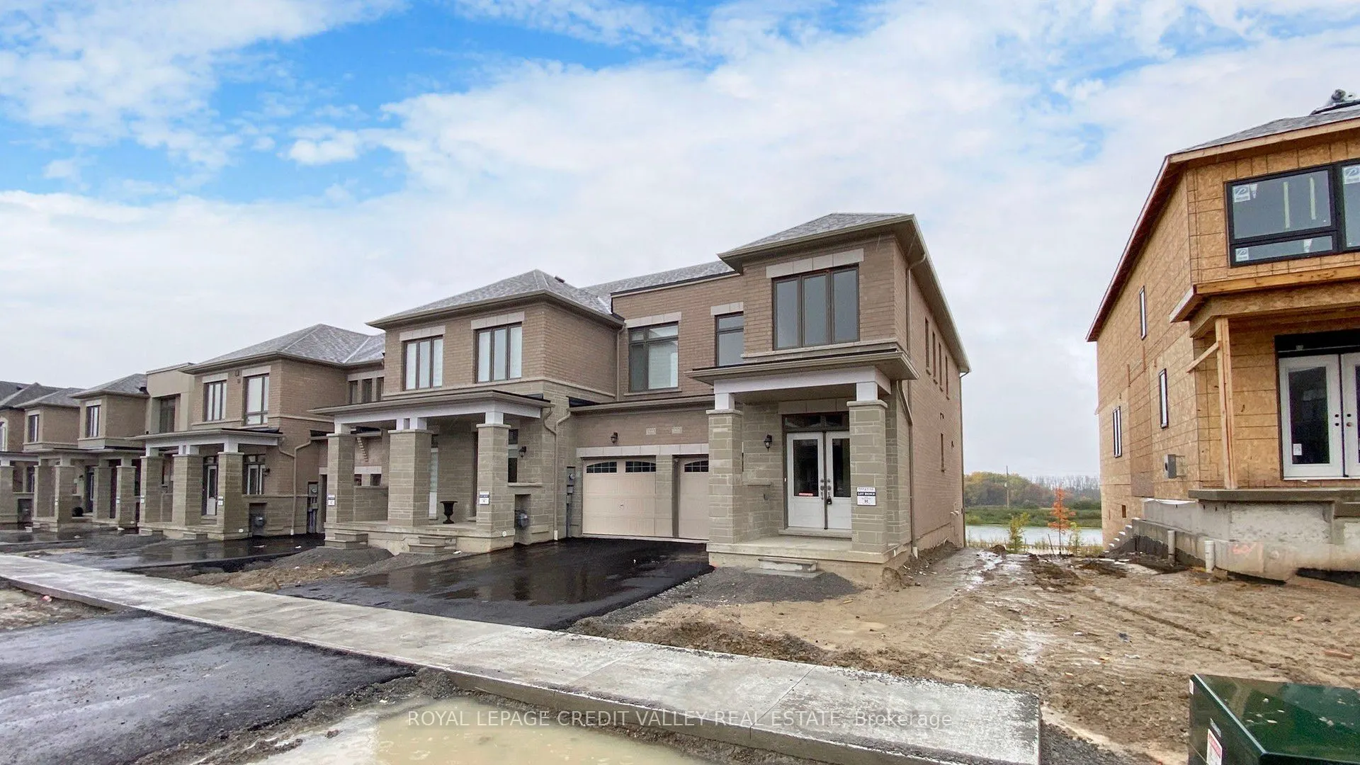 1221 Rexton Drive