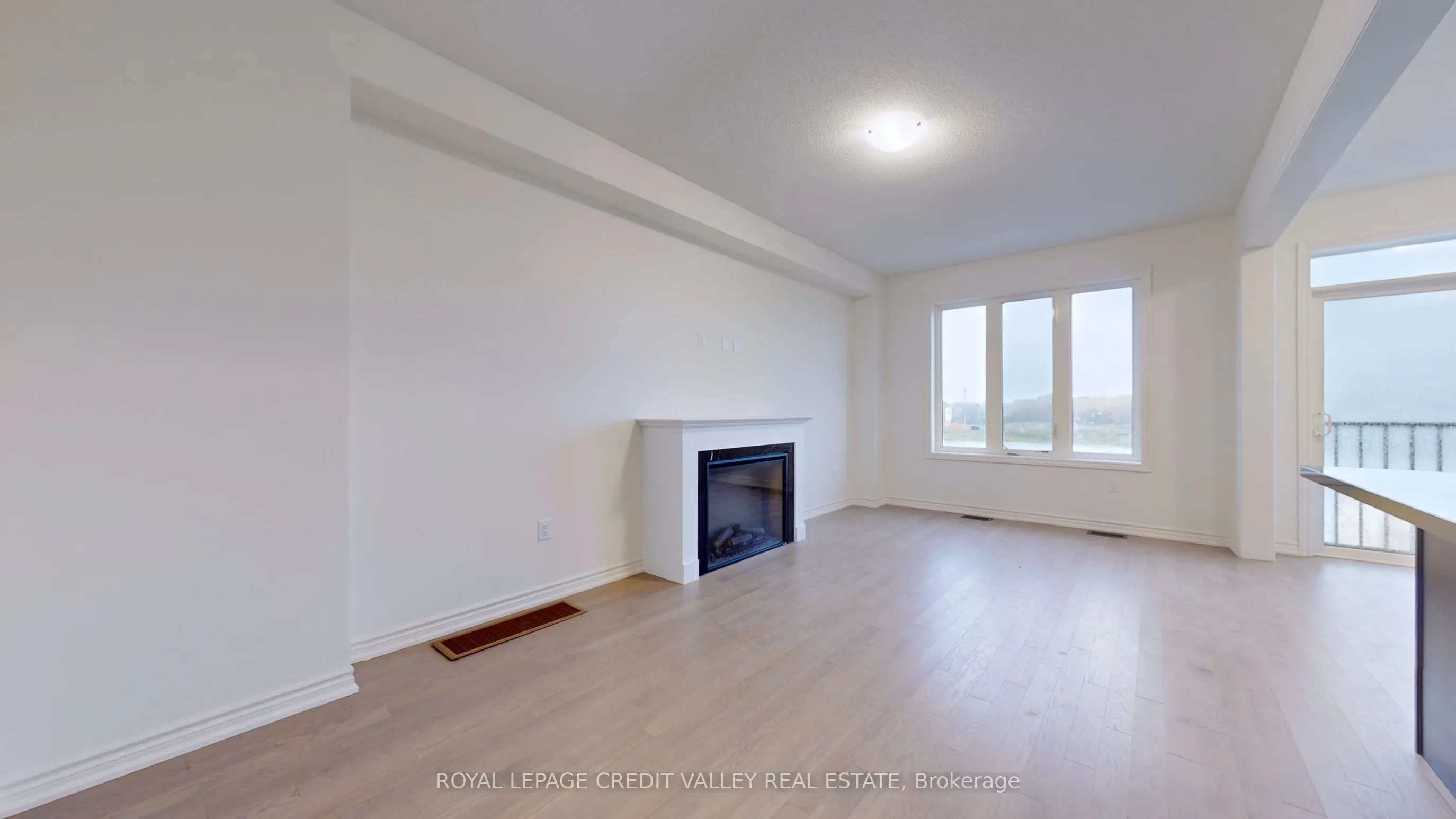 1221 Rexton Drive