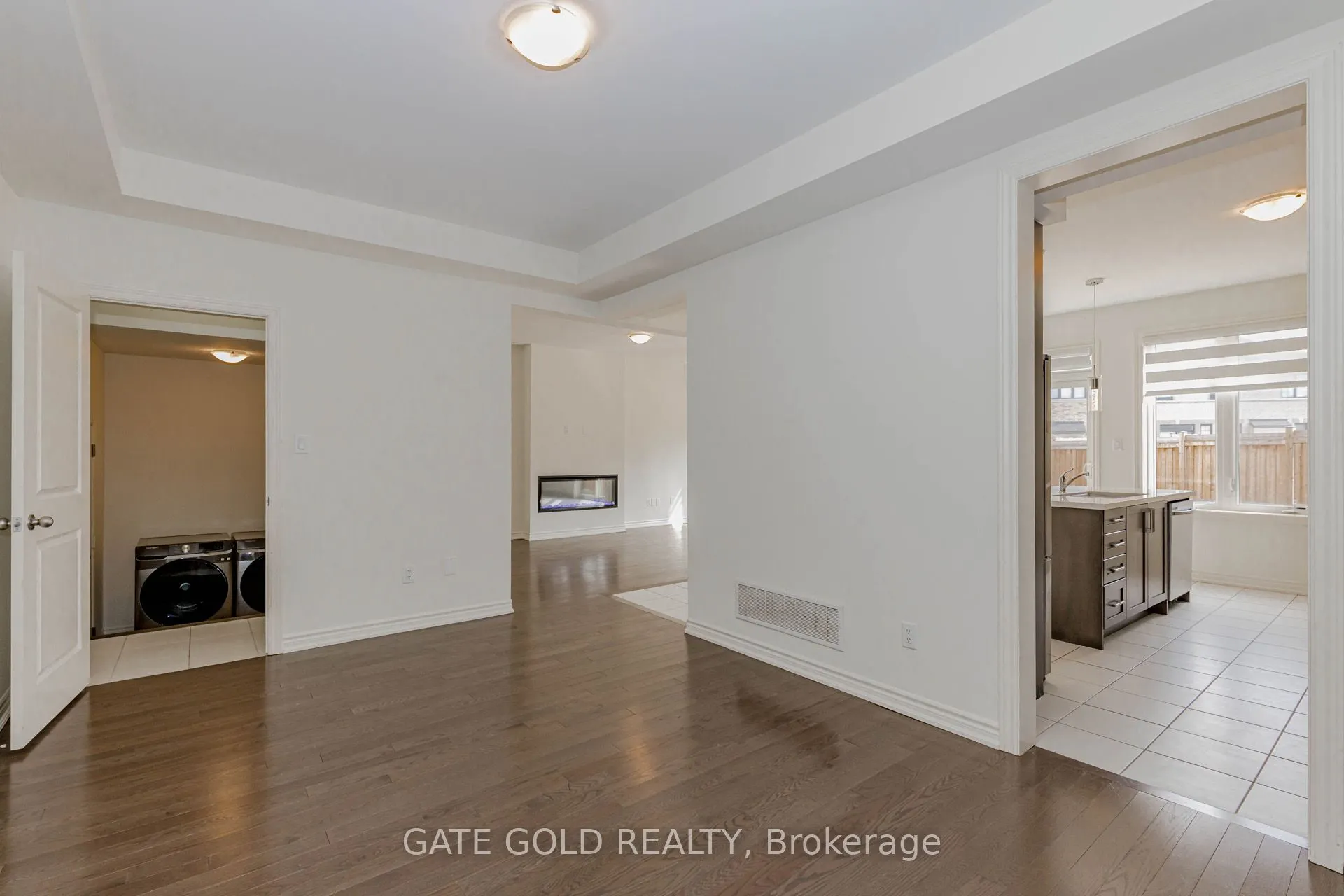 9 Vickery Street E