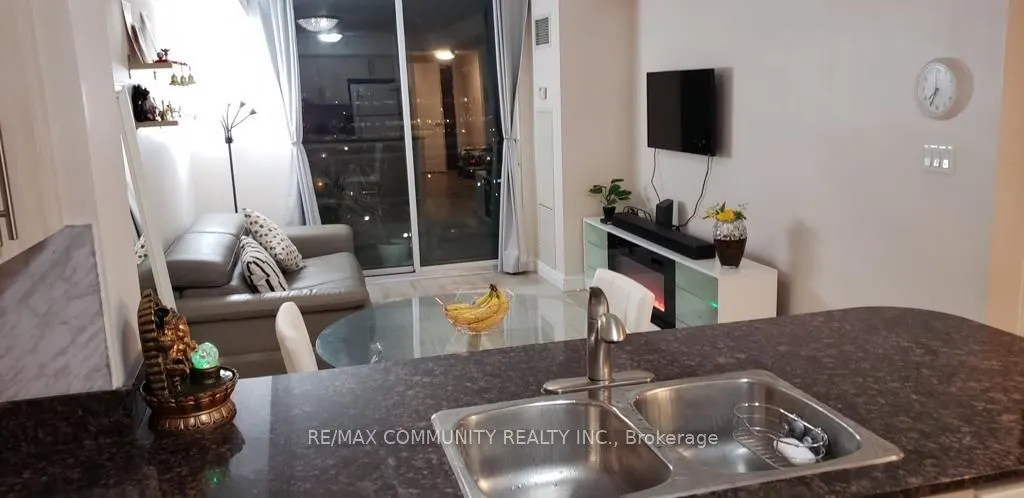 8 Rosebank Drive, #4