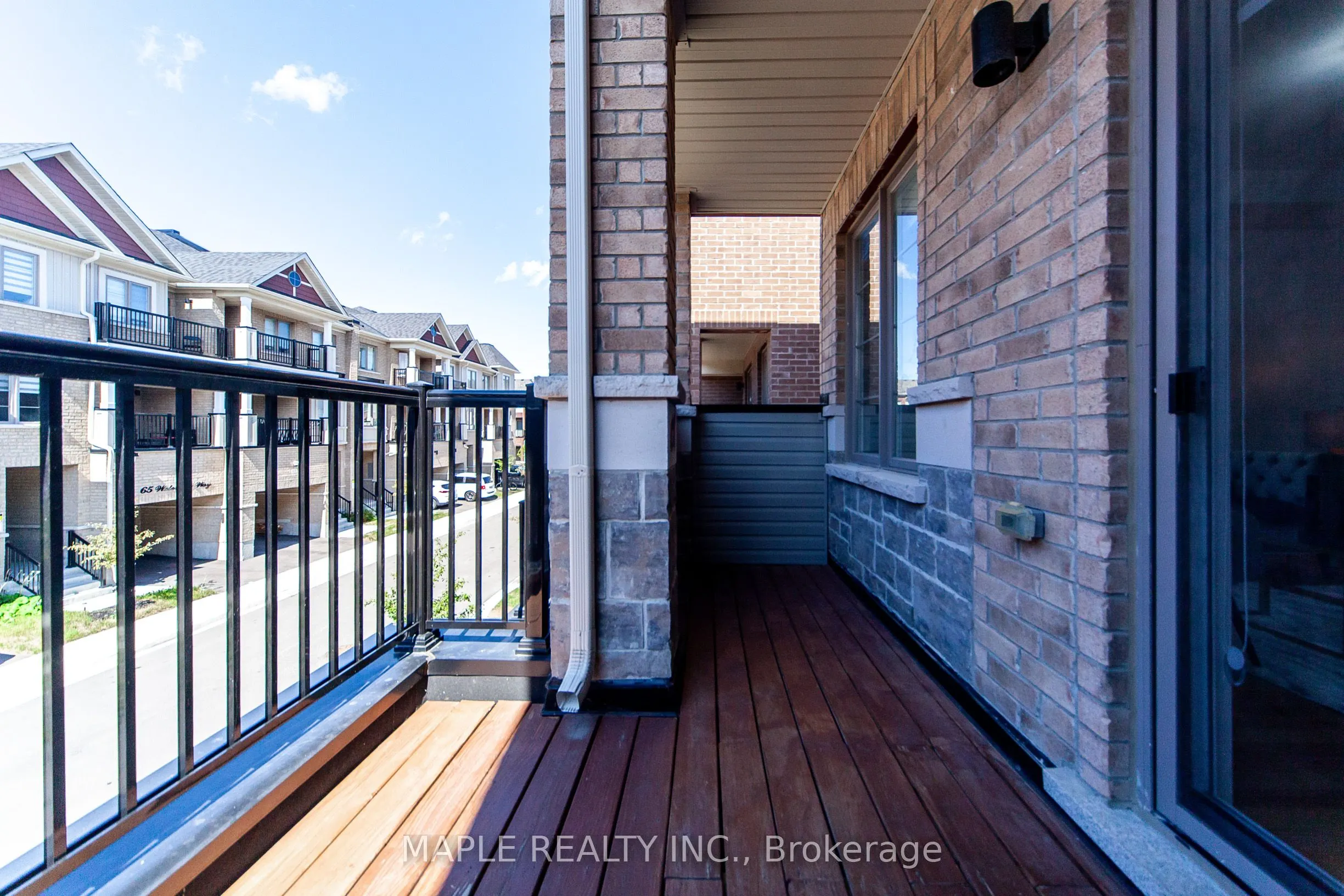 70 Waterside Way