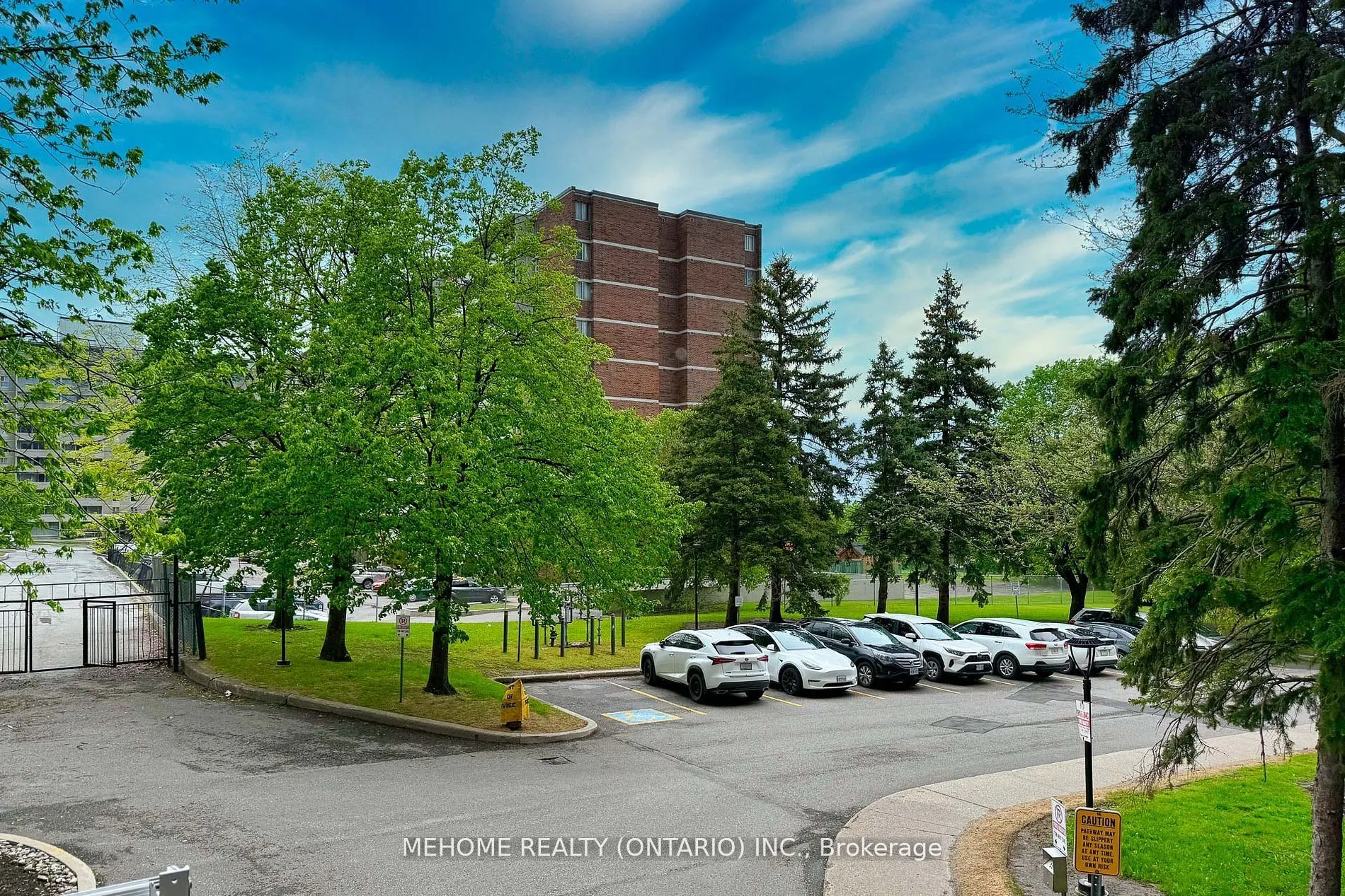 1950 Kennedy Road, #207