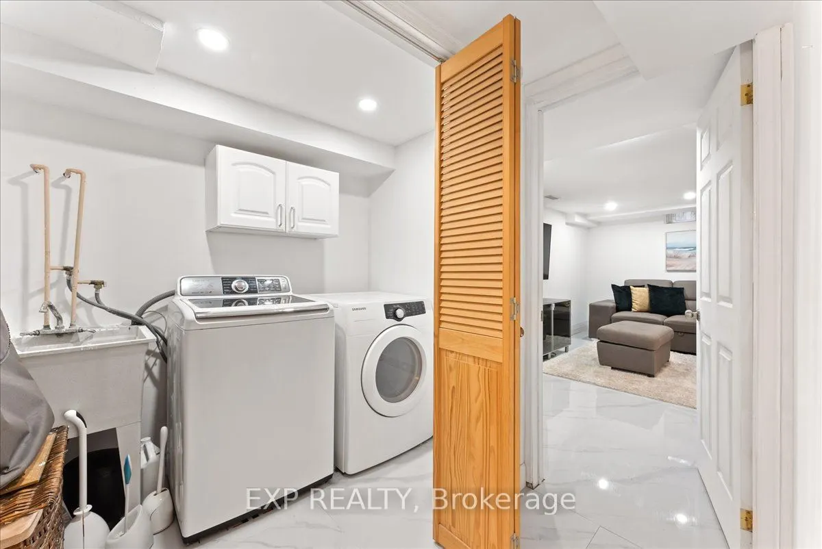 1391 Ferncliff Circle
