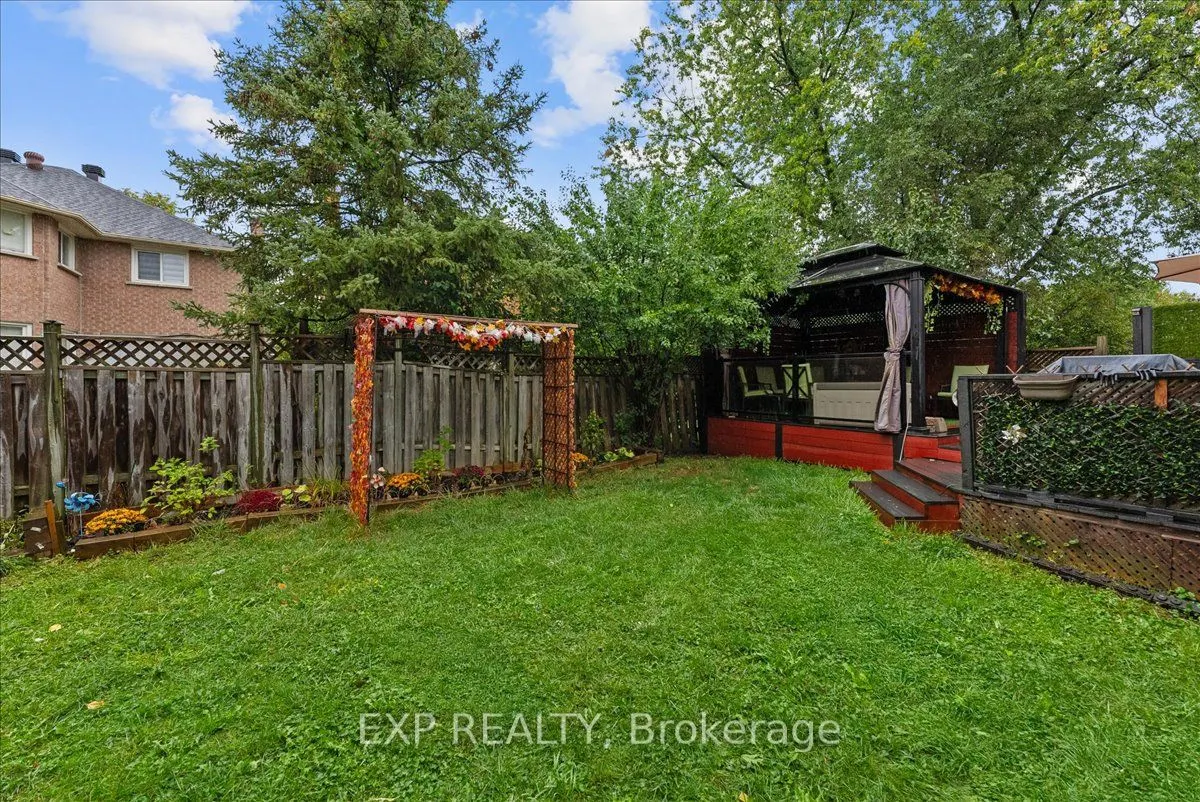 1391 Ferncliff Circle