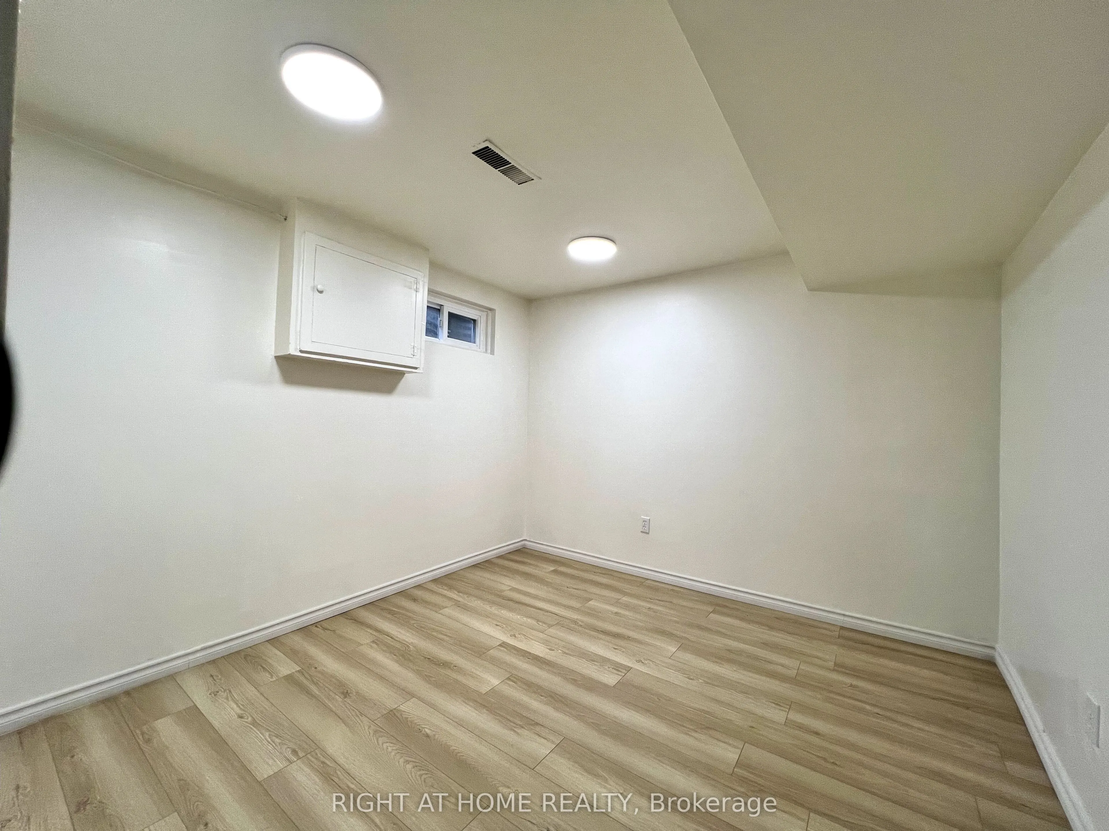 286 Sprucewood Court, #43