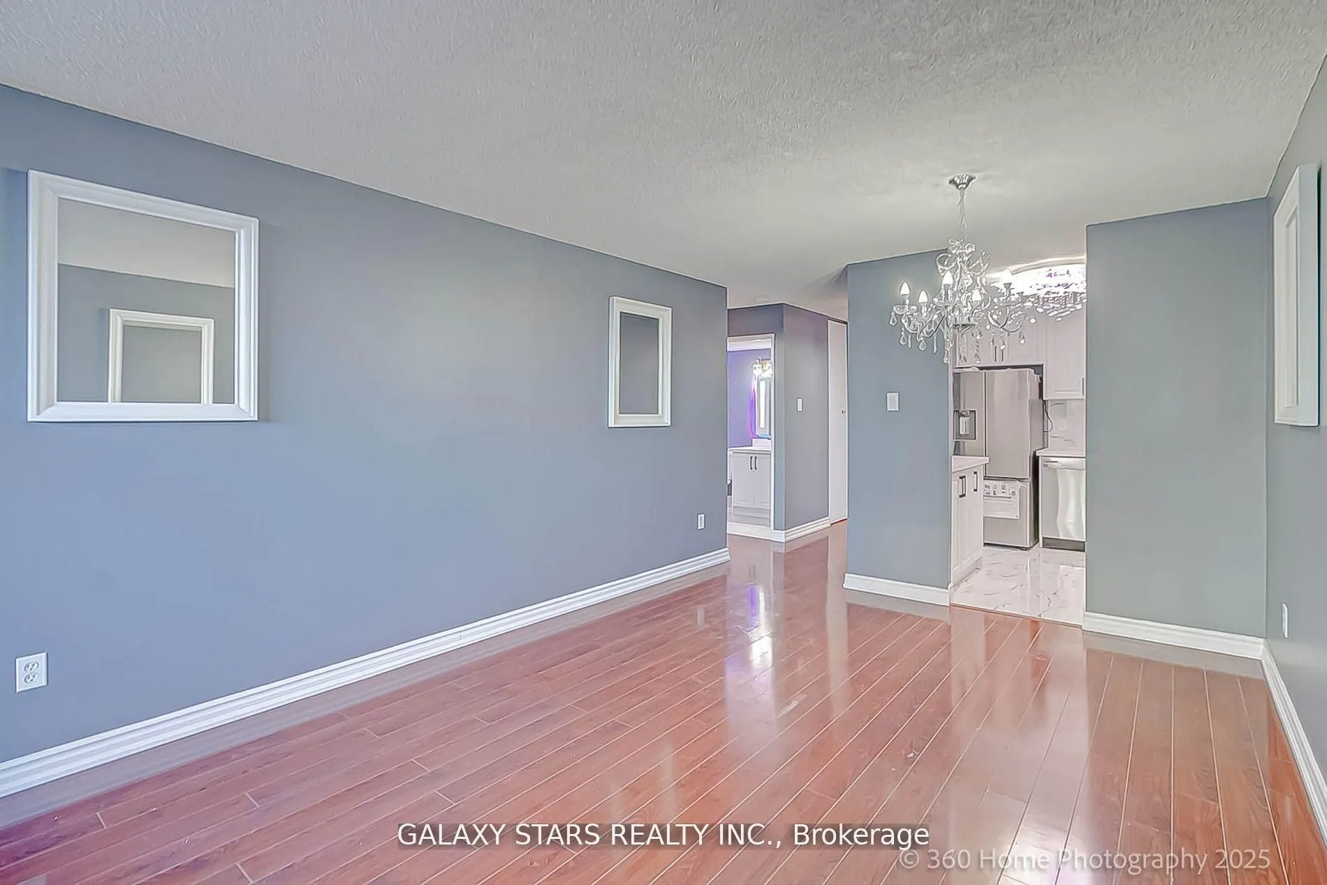 10 Tapscott Road, #304