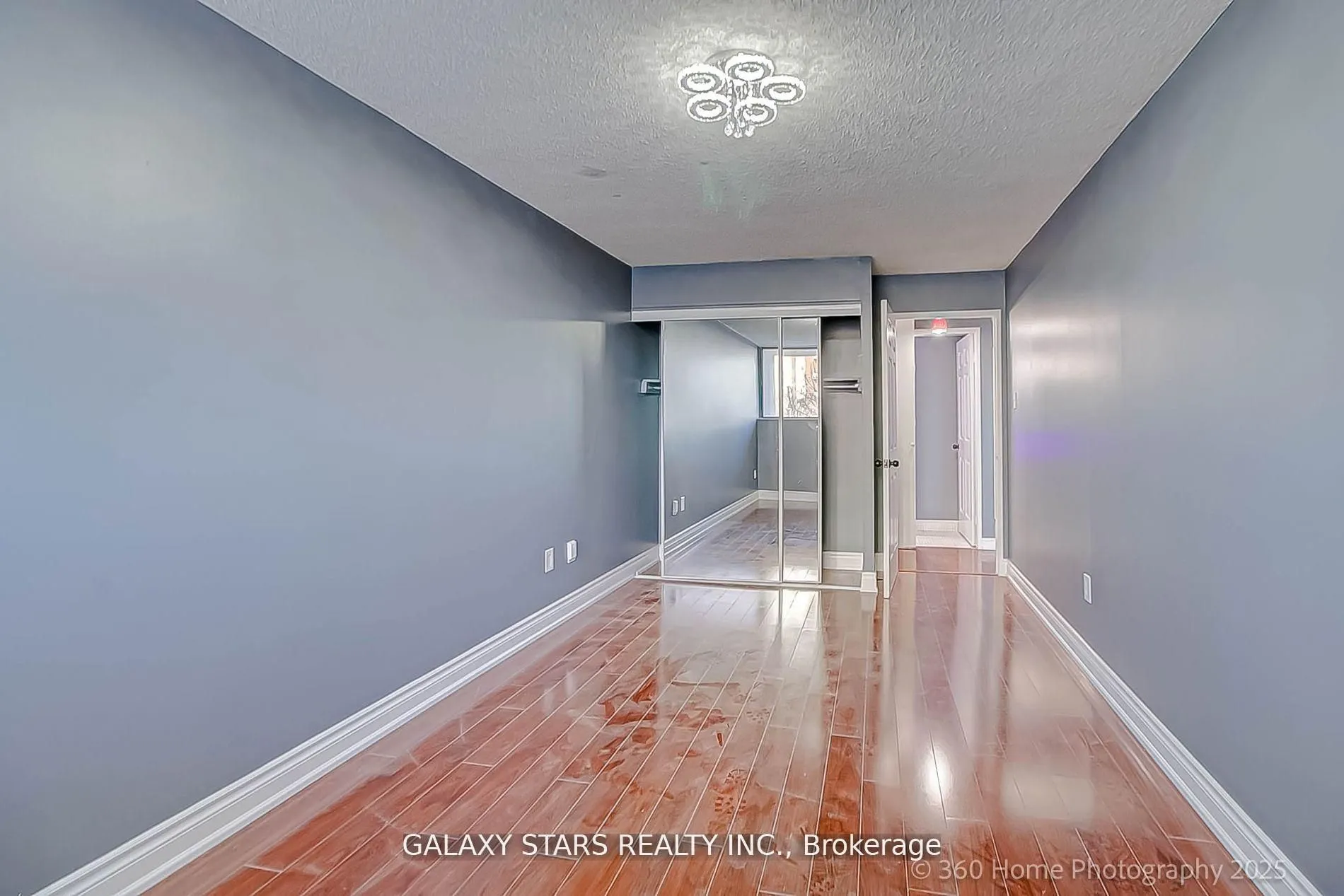 10 Tapscott Road, #304