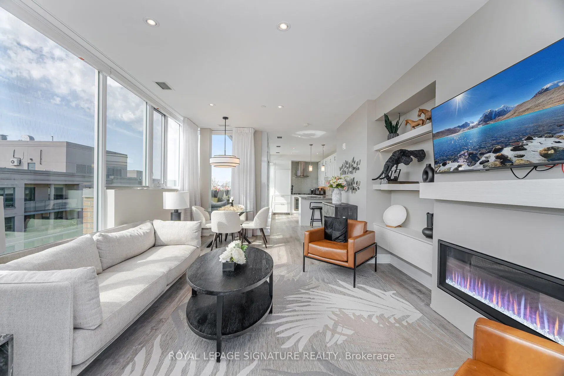 200 Woodbine Avenue, #502