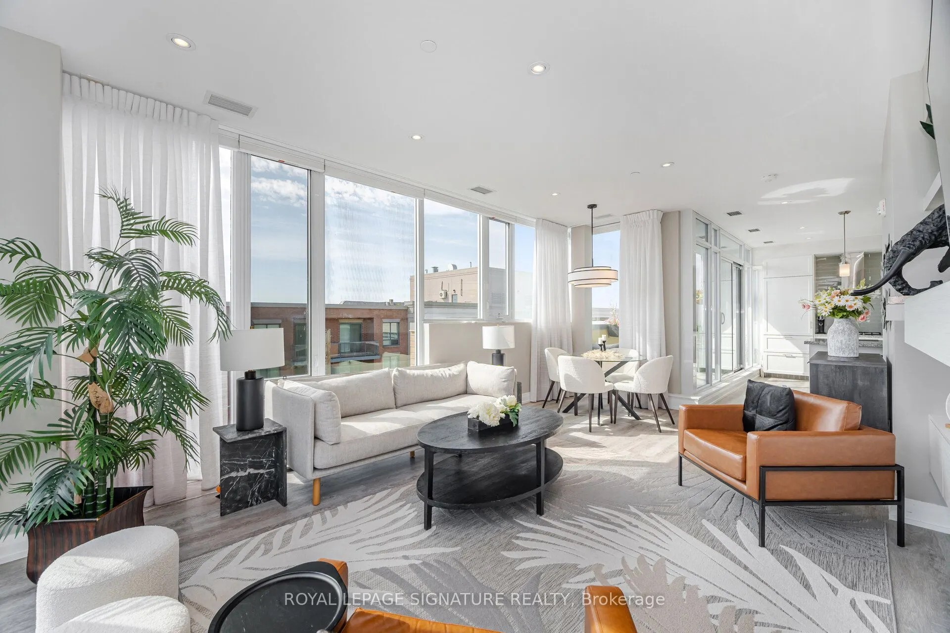 200 Woodbine Avenue, #502