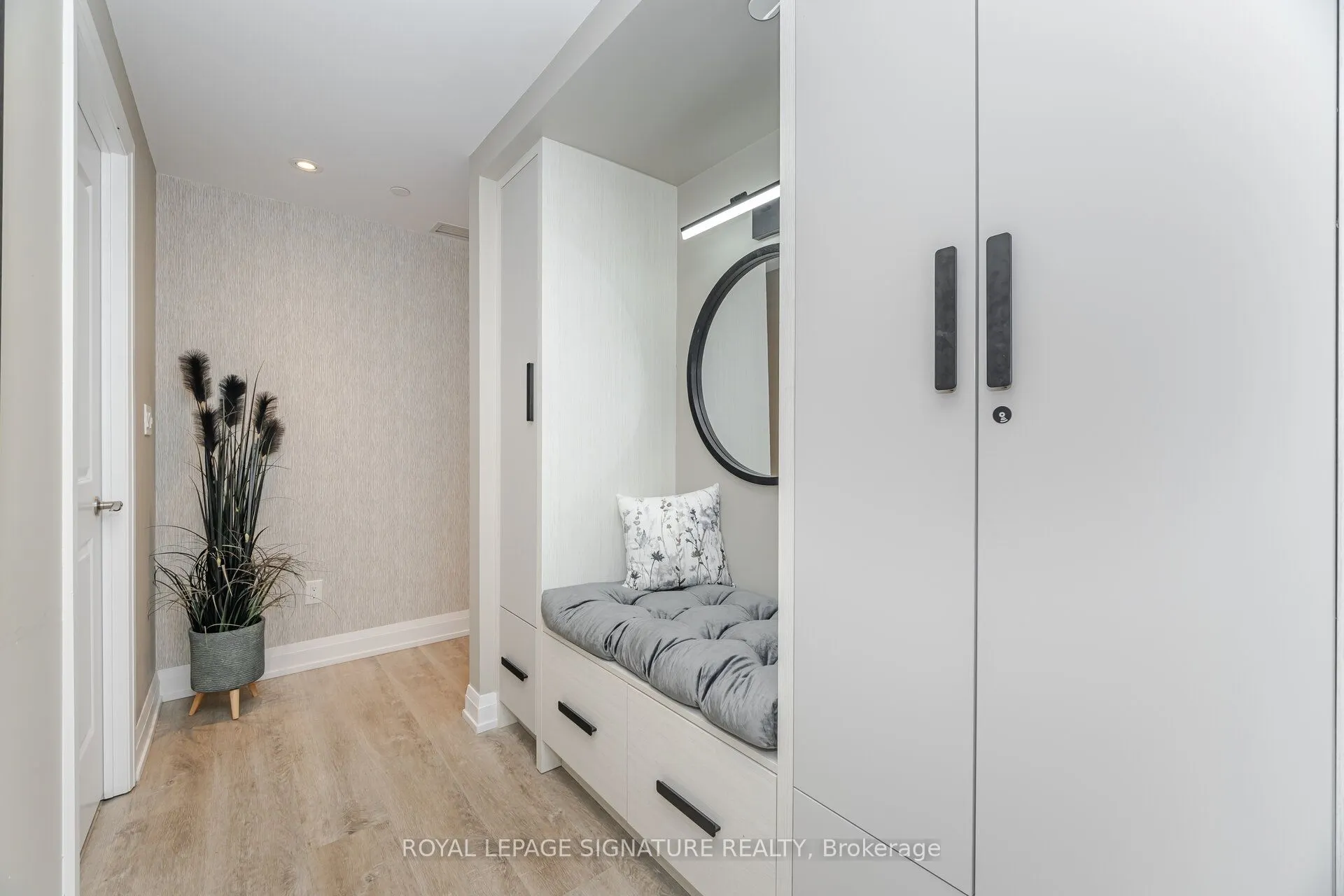 200 Woodbine Avenue, #502